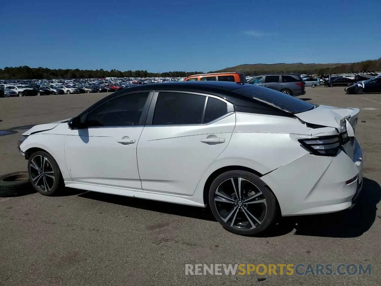 2 fotografías del automóvil dañado 3N1AB8DVXPY255700 NISSAN SENTRA 2023