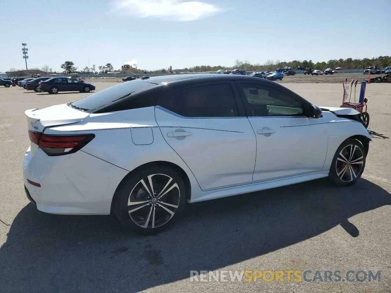 3 fotografías del automóvil dañado 3N1AB8DVXPY255700 NISSAN SENTRA 2023