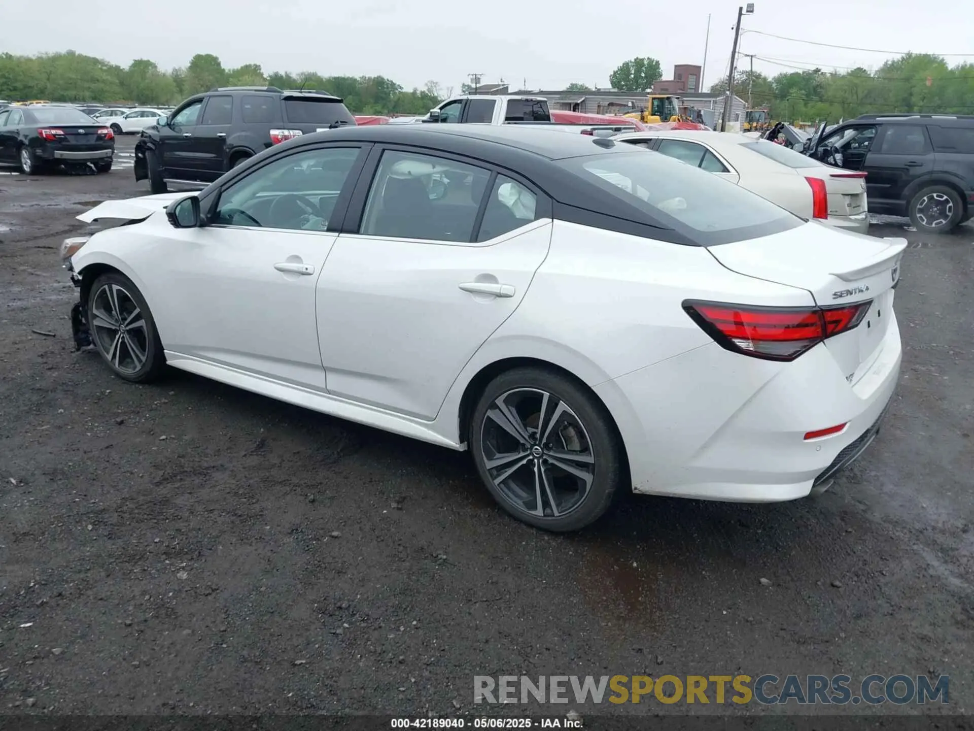 3 fotografías del automóvil dañado 3N1AB8DVXPY266406 NISSAN SENTRA 2023