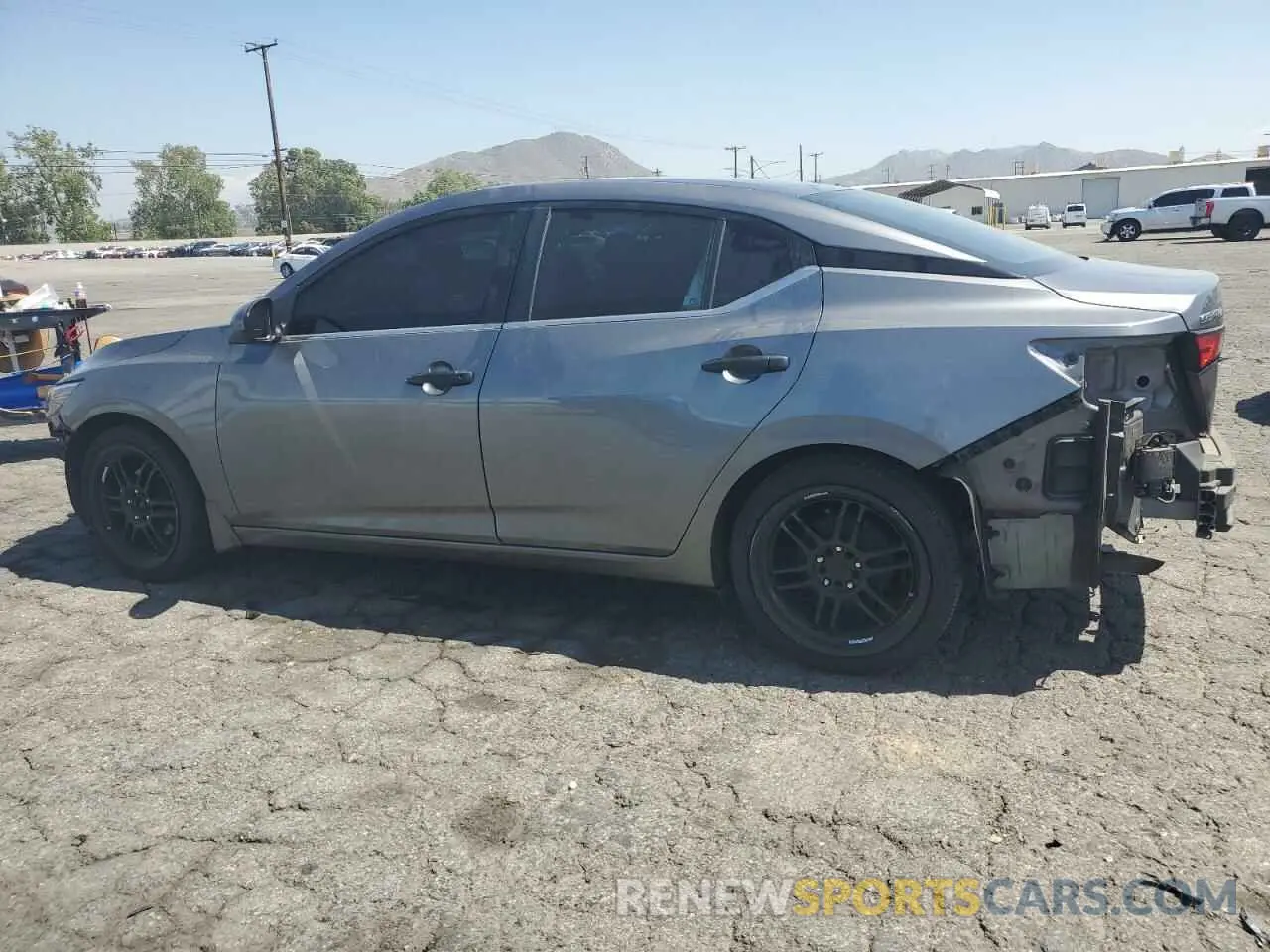 2 fotografías del automóvil dañado 3N1AB8BV1RY237057 NISSAN SENTRA 2024