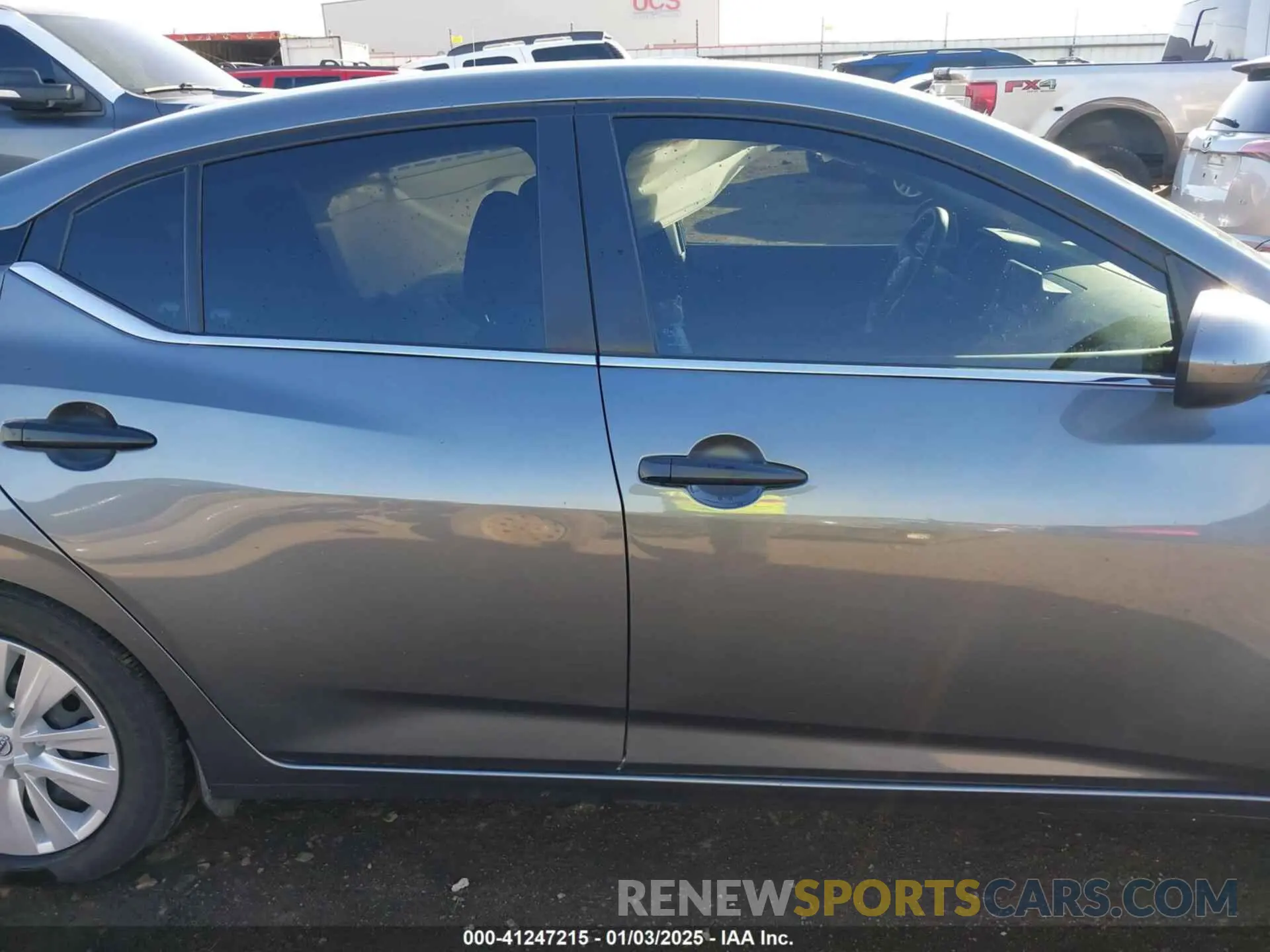 13 fotografías del automóvil dañado 3N1AB8BV1RY389033 NISSAN SENTRA 2024
