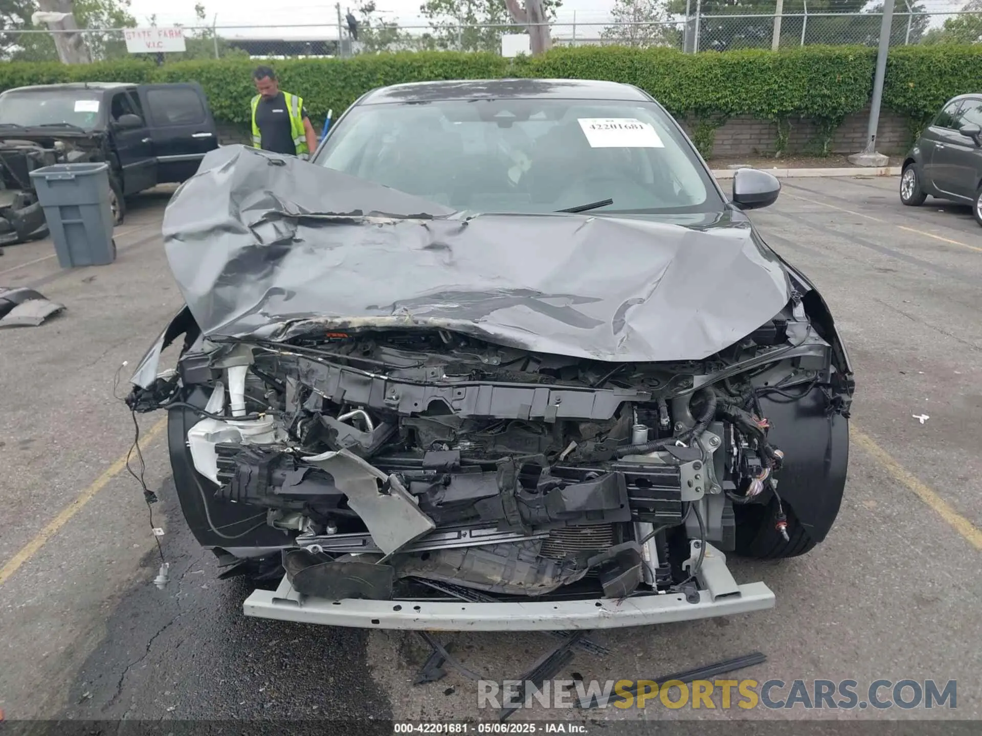 13 fotografías del automóvil dañado 3N1AB8BV2RY322960 NISSAN SENTRA 2024