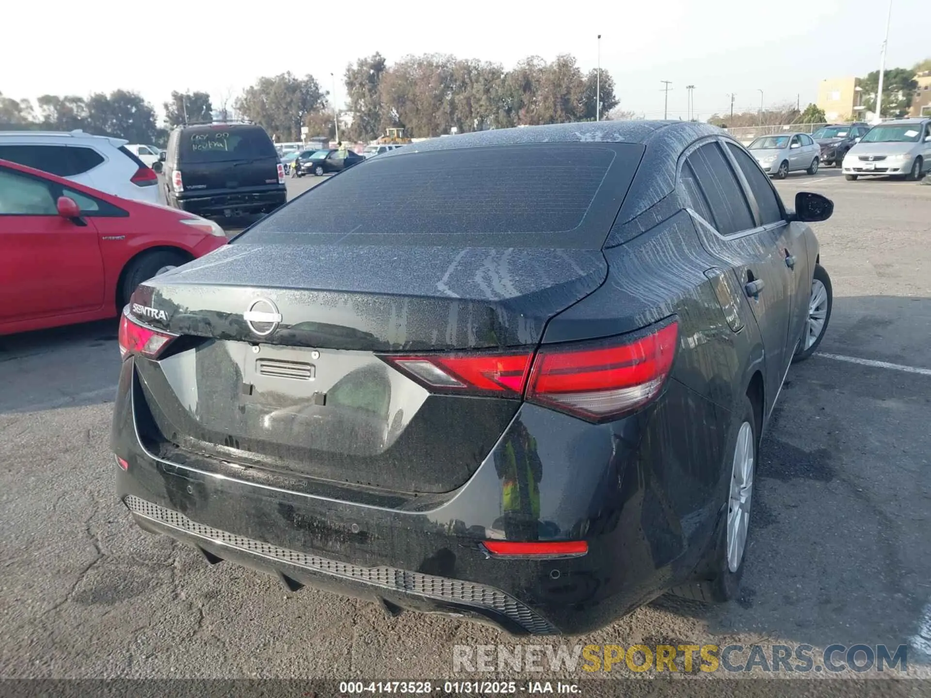4 fotografías del automóvil dañado 3N1AB8BV3RY313376 NISSAN SENTRA 2024