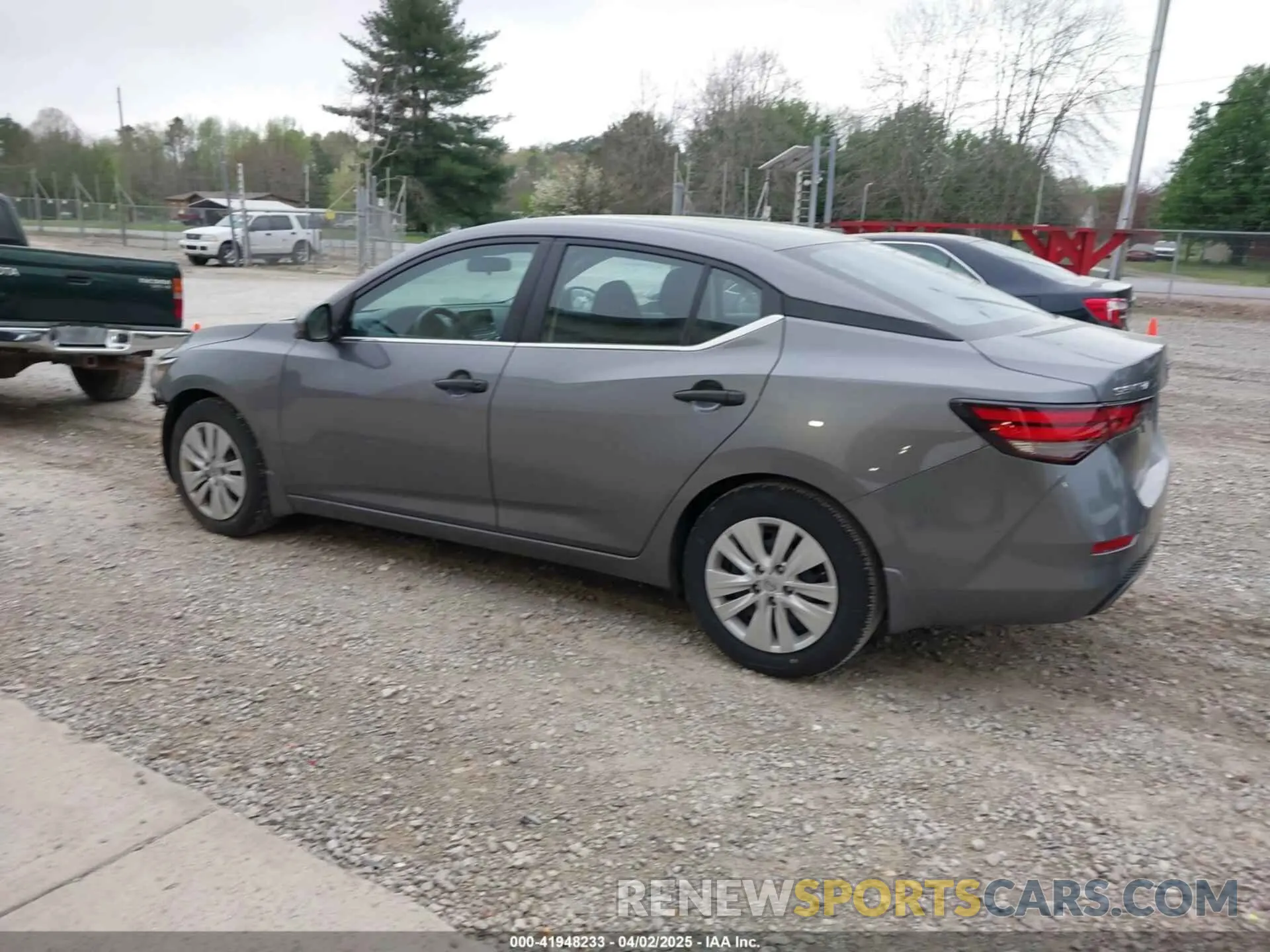 3 fotografías del automóvil dañado 3N1AB8BV4RY209088 NISSAN SENTRA 2024