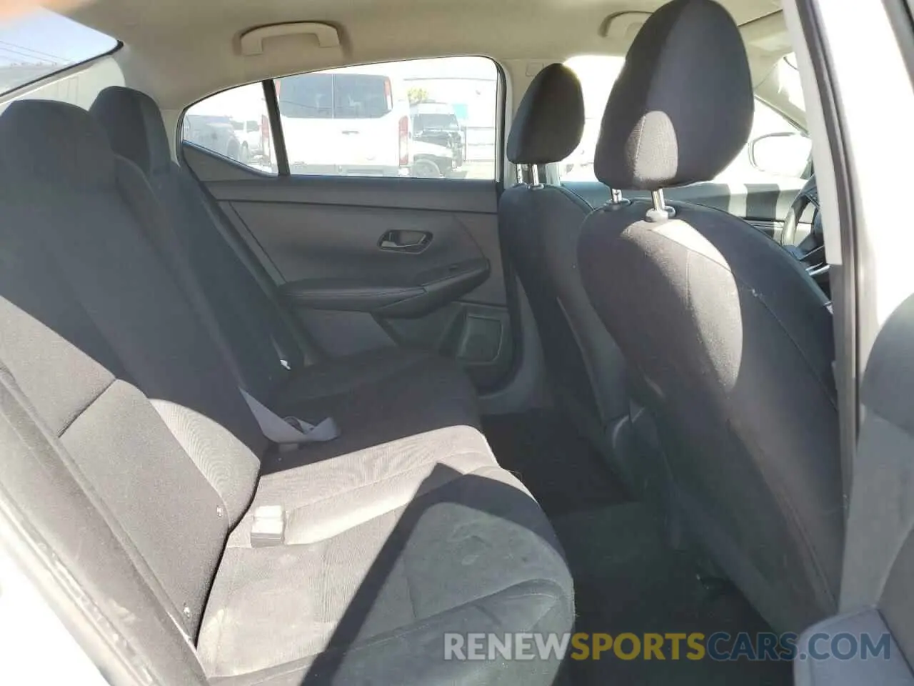 10 fotografías del automóvil dañado 3N1AB8BV4RY213688 NISSAN SENTRA 2024
