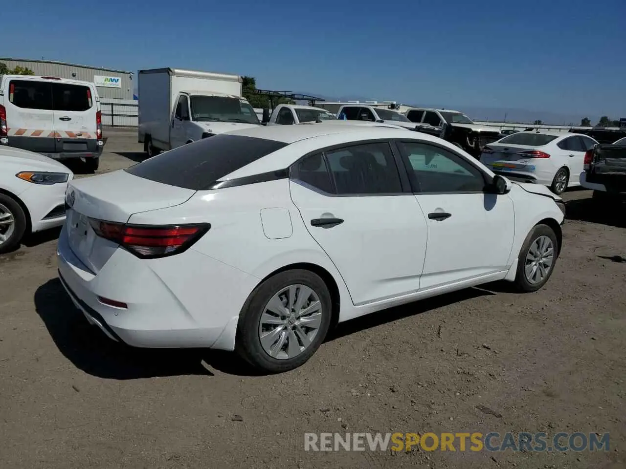 3 fotografías del automóvil dañado 3N1AB8BV4RY213688 NISSAN SENTRA 2024