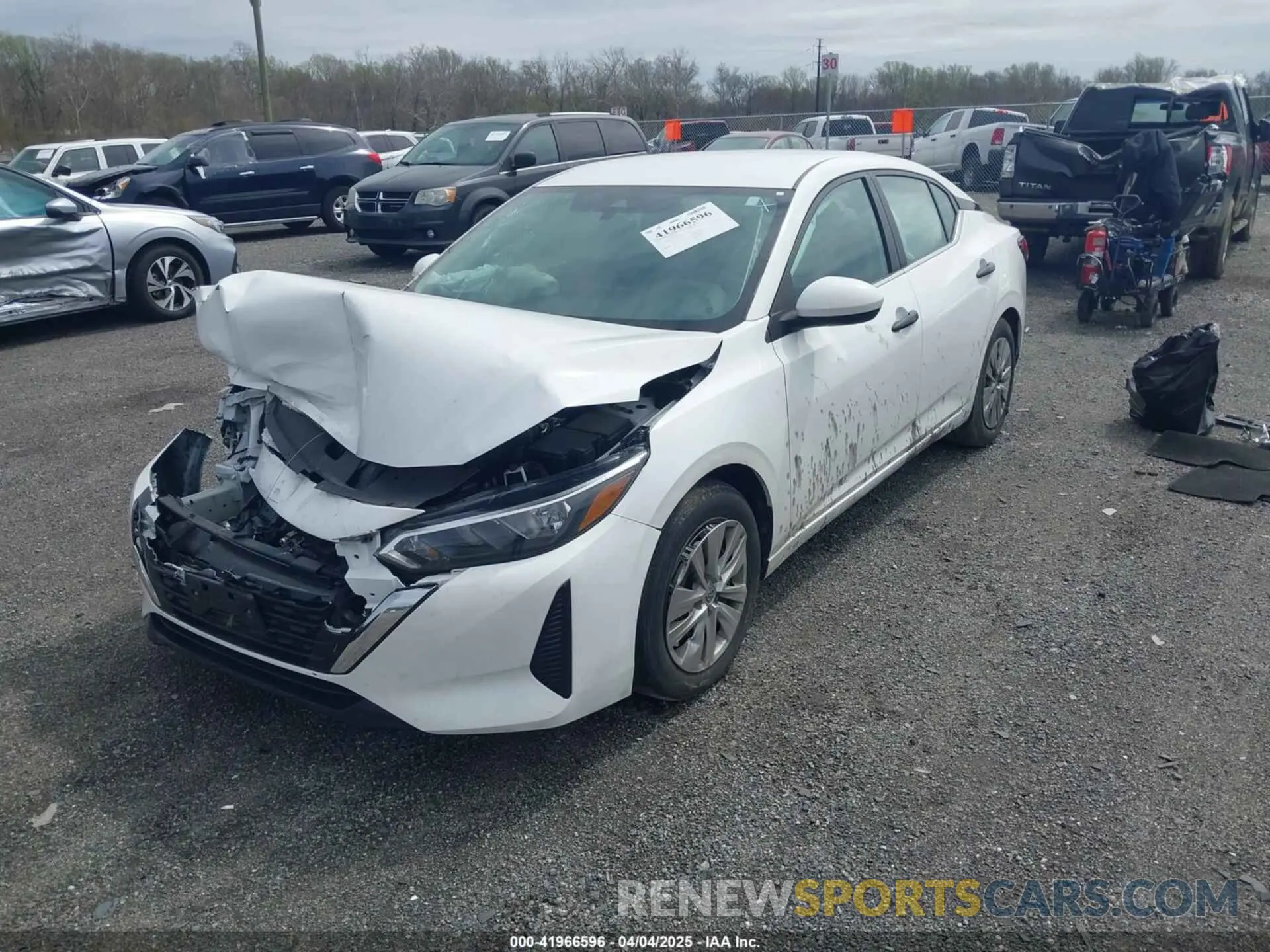 2 fotografías del automóvil dañado 3N1AB8BV4RY272627 NISSAN SENTRA 2024