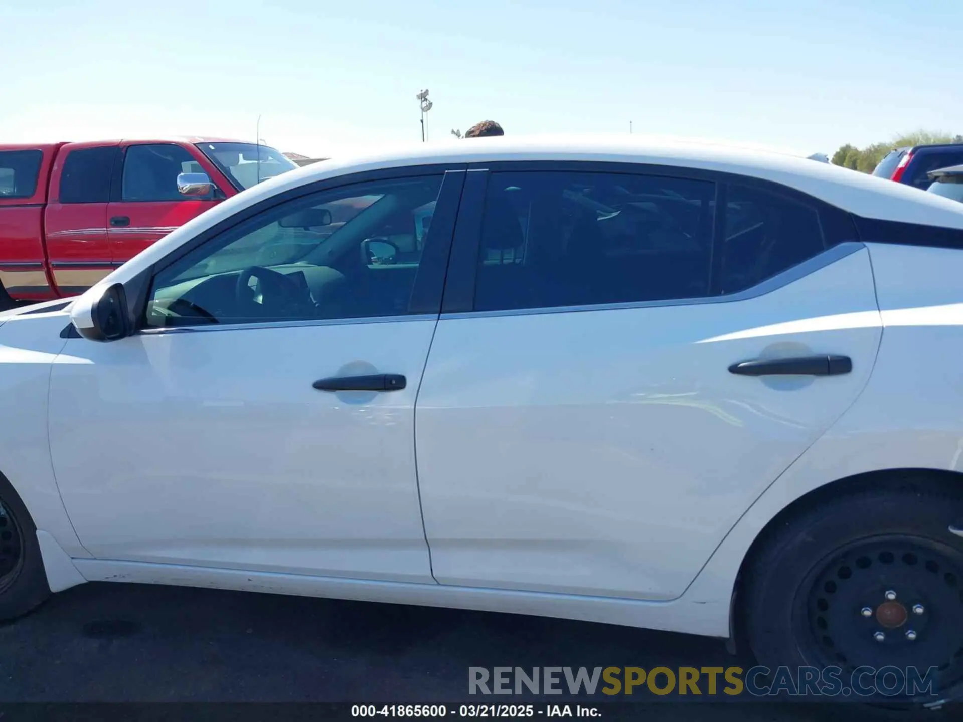 14 fotografías del automóvil dañado 3N1AB8BV5RY226580 NISSAN SENTRA 2024