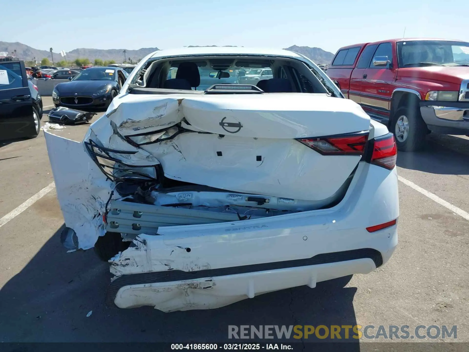 16 fotografías del automóvil dañado 3N1AB8BV5RY226580 NISSAN SENTRA 2024