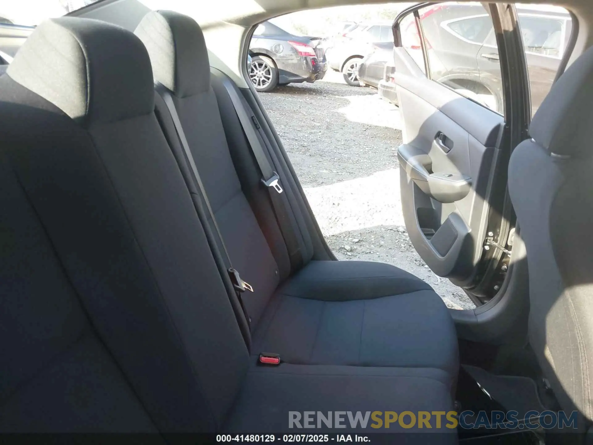 8 fotografías del automóvil dañado 3N1AB8BV6RY319530 NISSAN SENTRA 2024