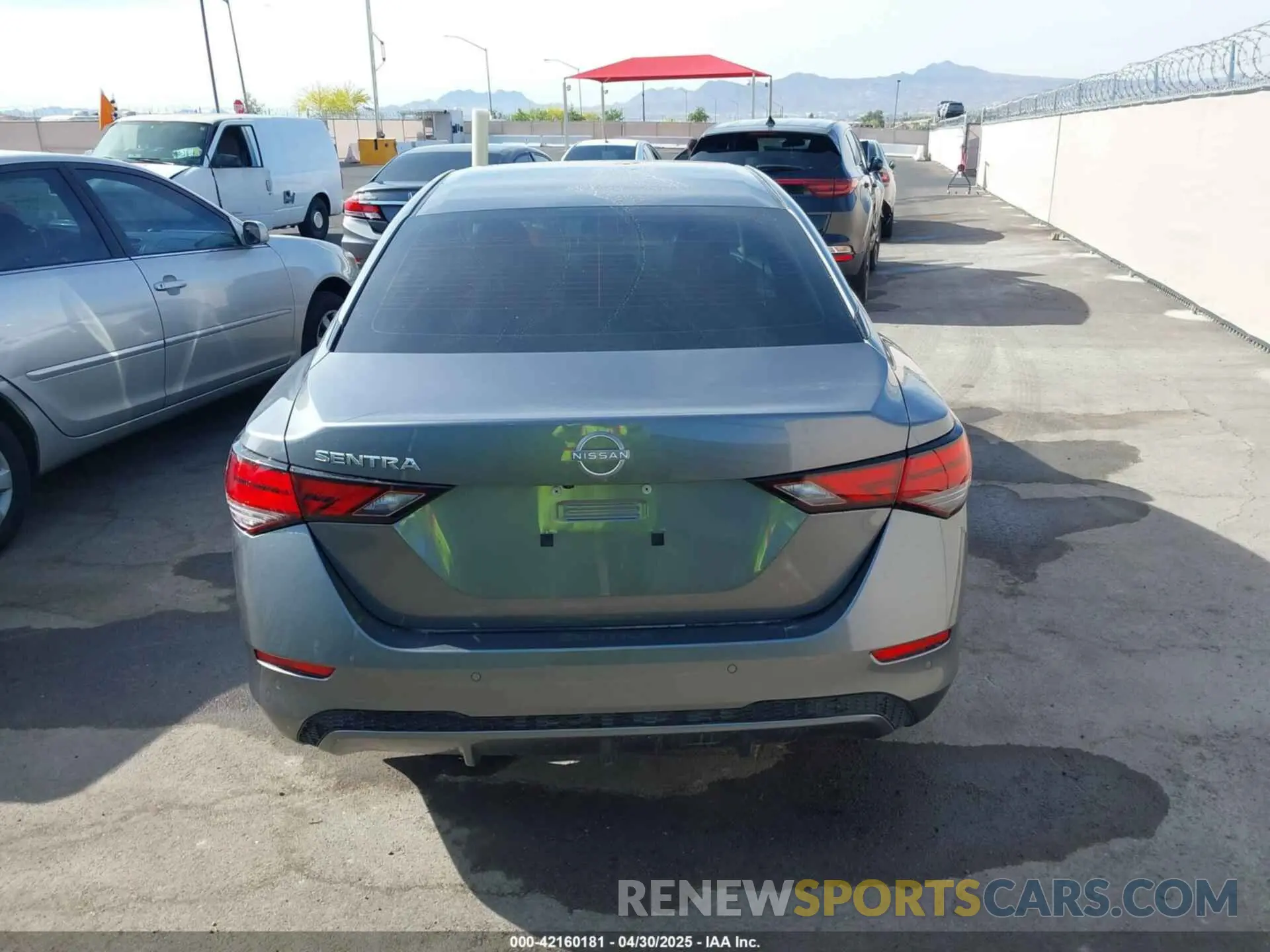 16 fotografías del automóvil dañado 3N1AB8BV7RY213751 NISSAN SENTRA 2024