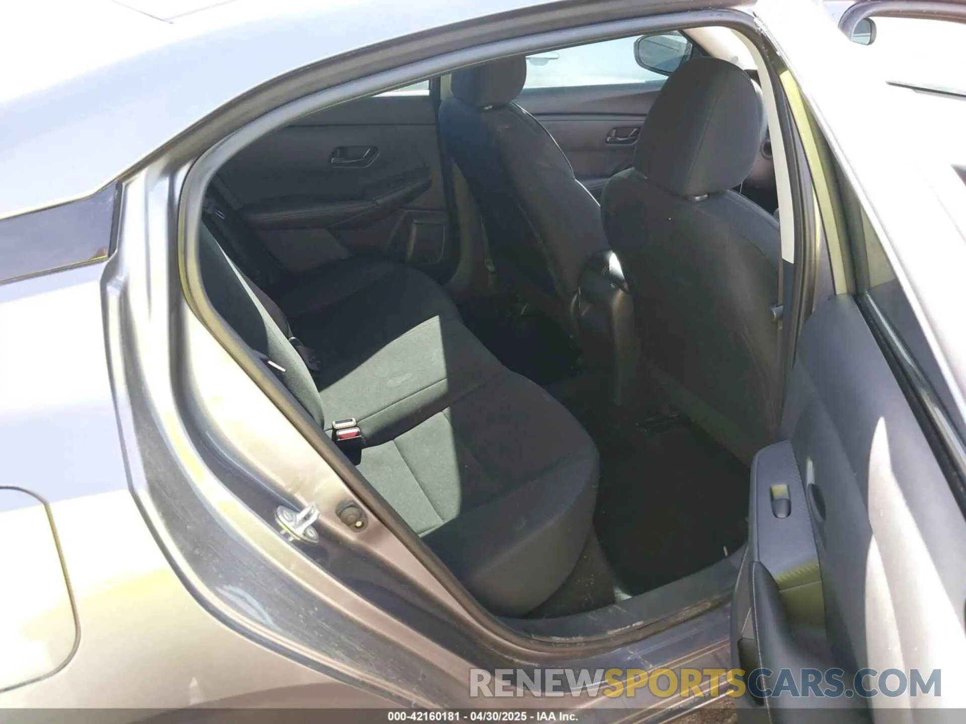 8 fotografías del automóvil dañado 3N1AB8BV7RY213751 NISSAN SENTRA 2024