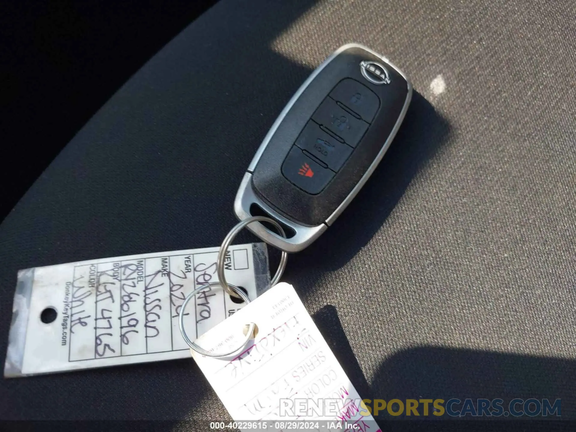 11 fotografías del automóvil dañado 3N1AB8BV7RY286196 NISSAN SENTRA 2024