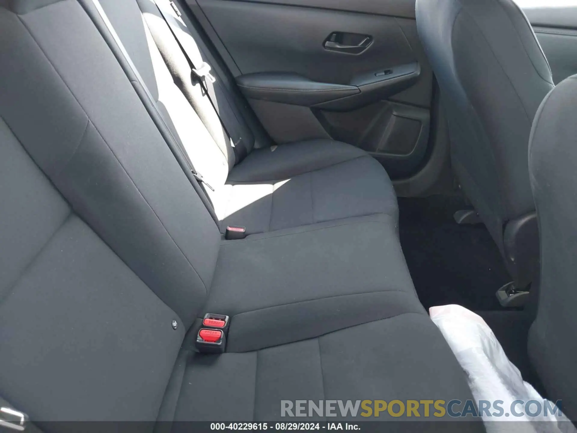 8 fotografías del automóvil dañado 3N1AB8BV7RY286196 NISSAN SENTRA 2024