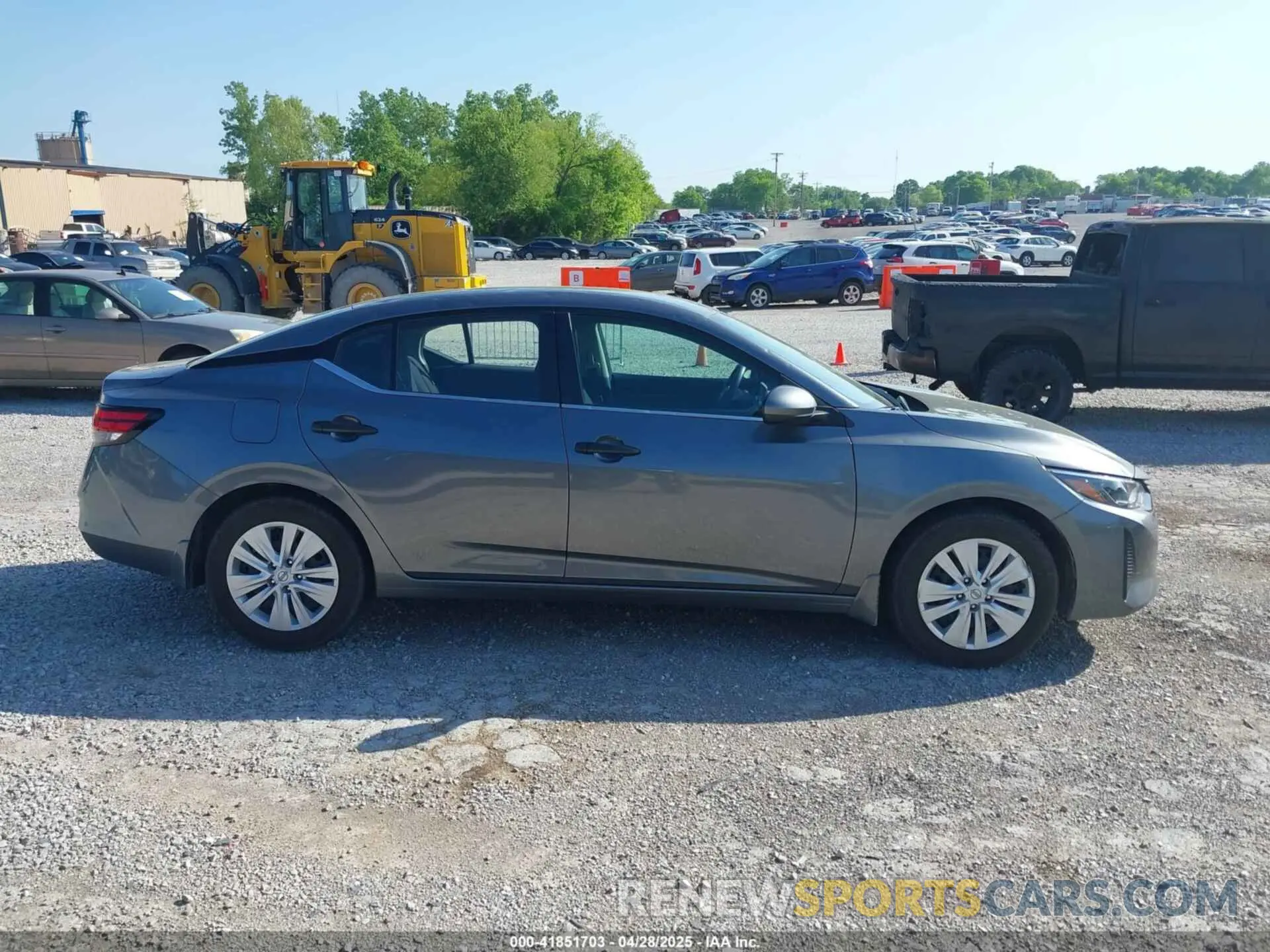 13 fotografías del automóvil dañado 3N1AB8BV7RY318600 NISSAN SENTRA 2024