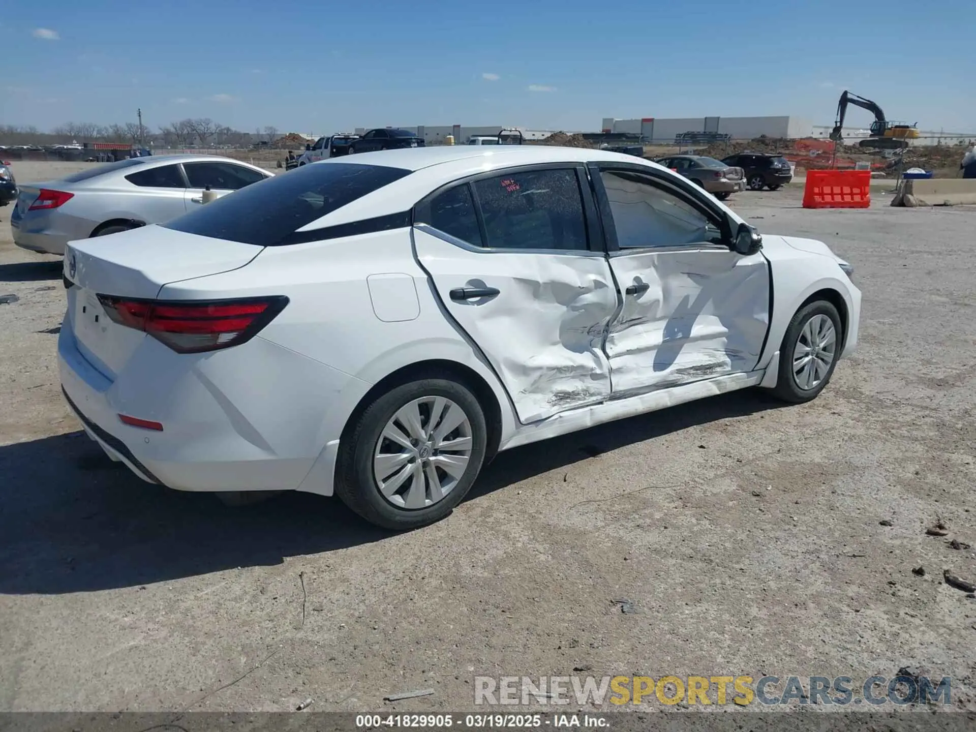 4 fotografías del automóvil dañado 3N1AB8BV8RY233653 NISSAN SENTRA 2024