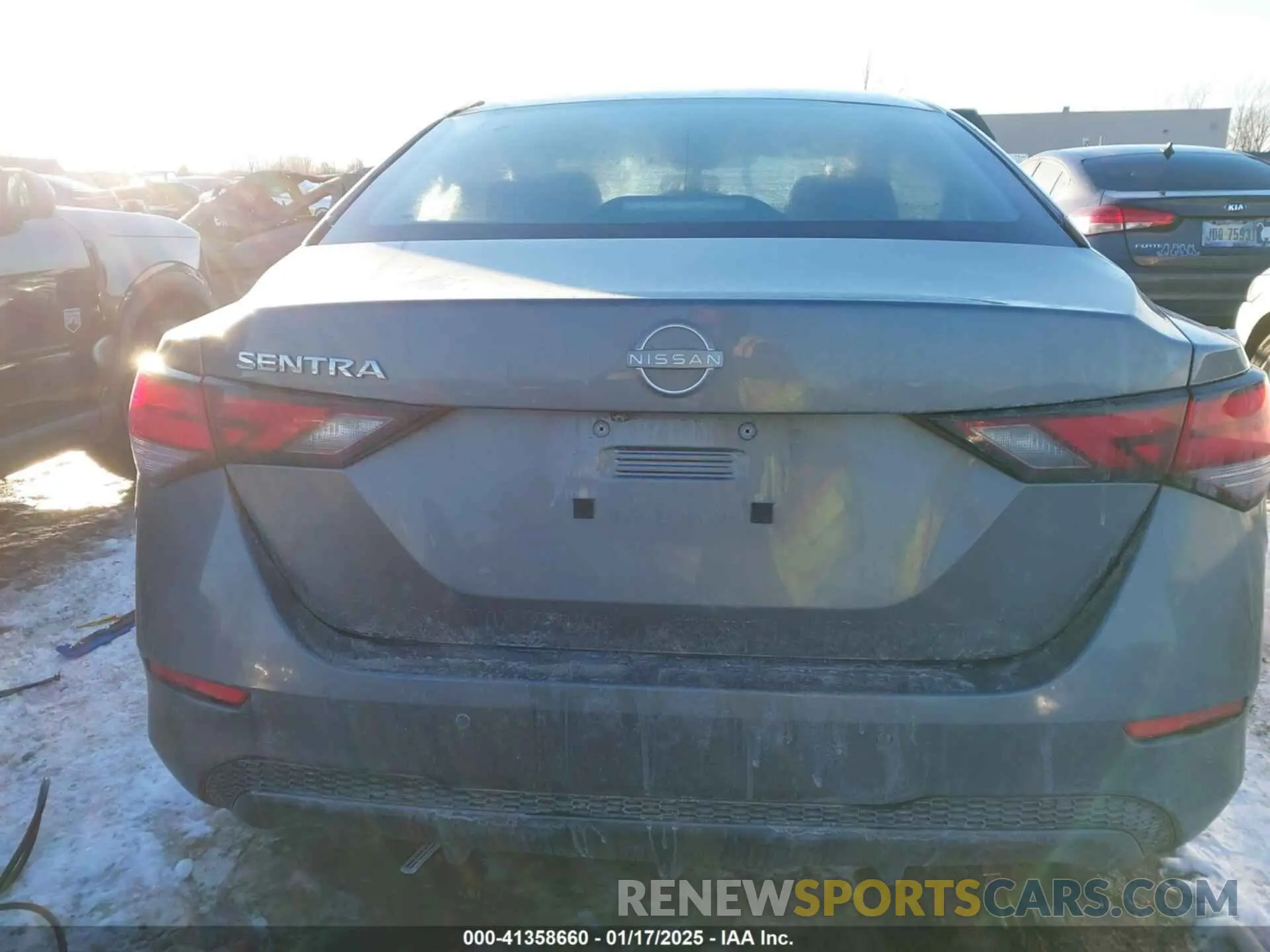 16 fotografías del automóvil dañado 3N1AB8BV8RY289575 NISSAN SENTRA 2024