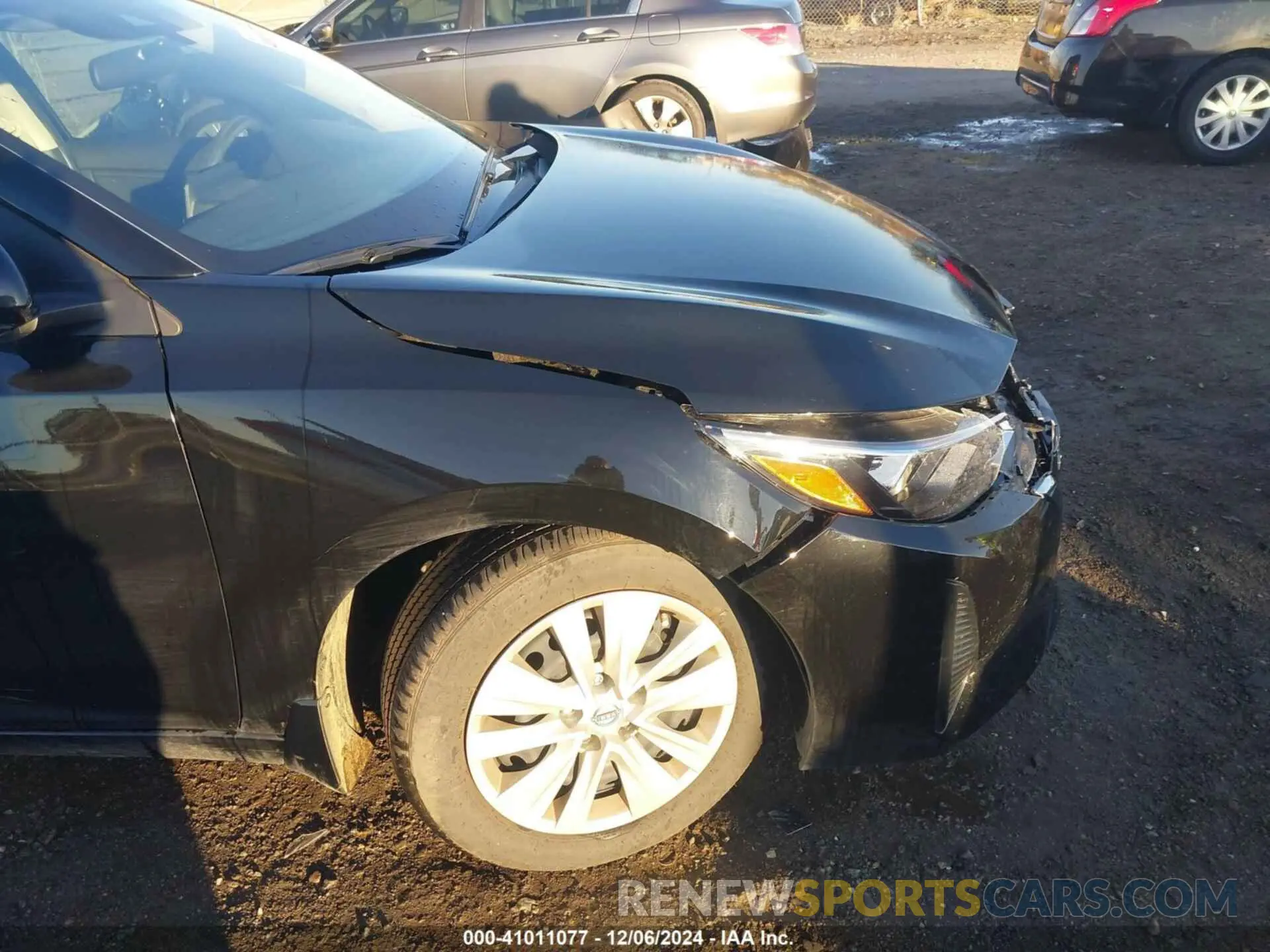 17 fotografías del automóvil dañado 3N1AB8BV8RY317245 NISSAN SENTRA 2024