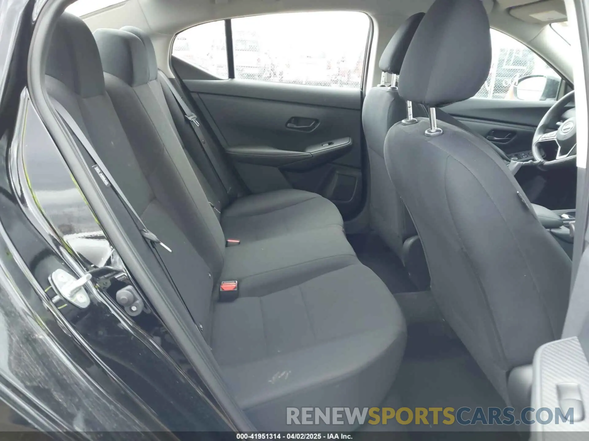 8 fotografías del automóvil dañado 3N1AB8BV9RY244418 NISSAN SENTRA 2024