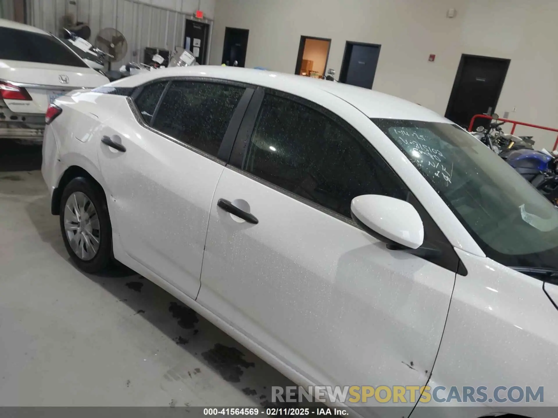 12 fotografías del automóvil dañado 3N1AB8BV9RY315102 NISSAN SENTRA 2024