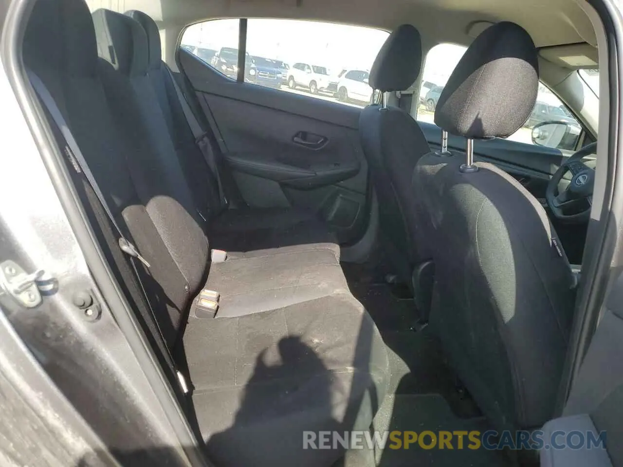 10 fotografías del automóvil dañado 3N1AB8BV9RY369581 NISSAN SENTRA 2024