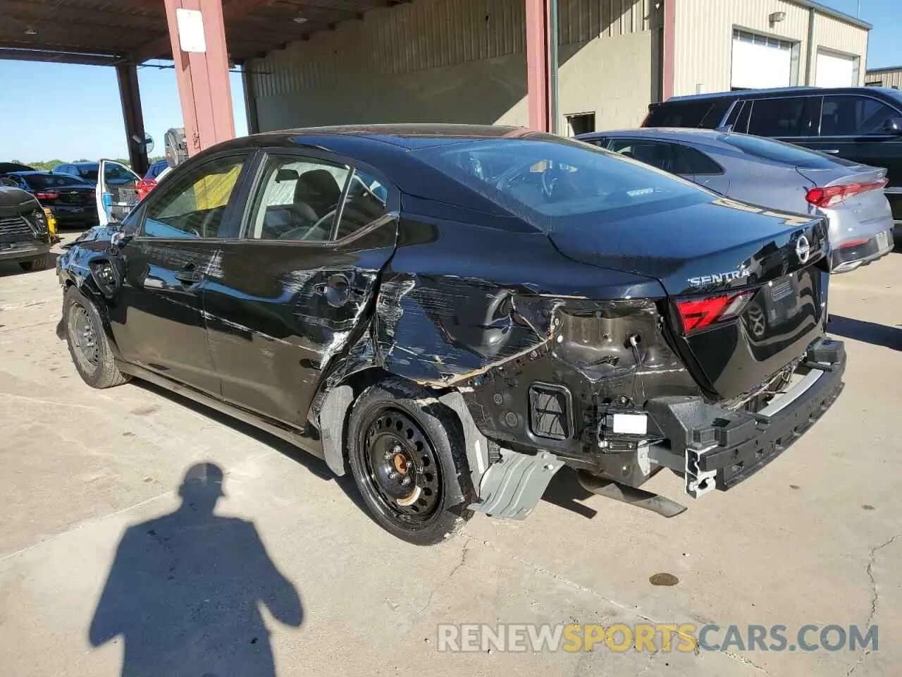 2 fotografías del automóvil dañado 3N1AB8BV9RY376580 NISSAN SENTRA 2024