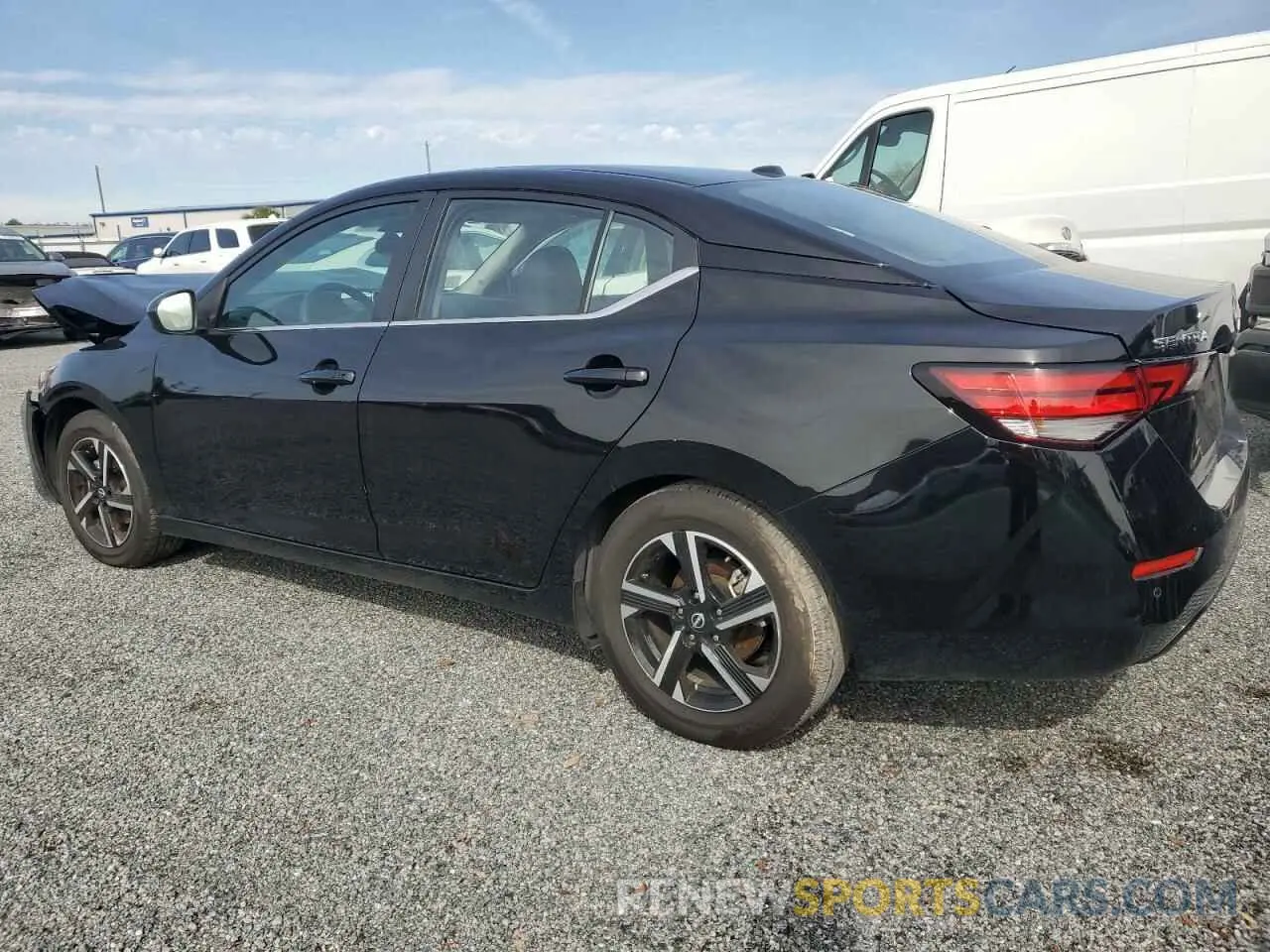 2 fotografías del automóvil dañado 3N1AB8CV0RY232981 NISSAN SENTRA 2024