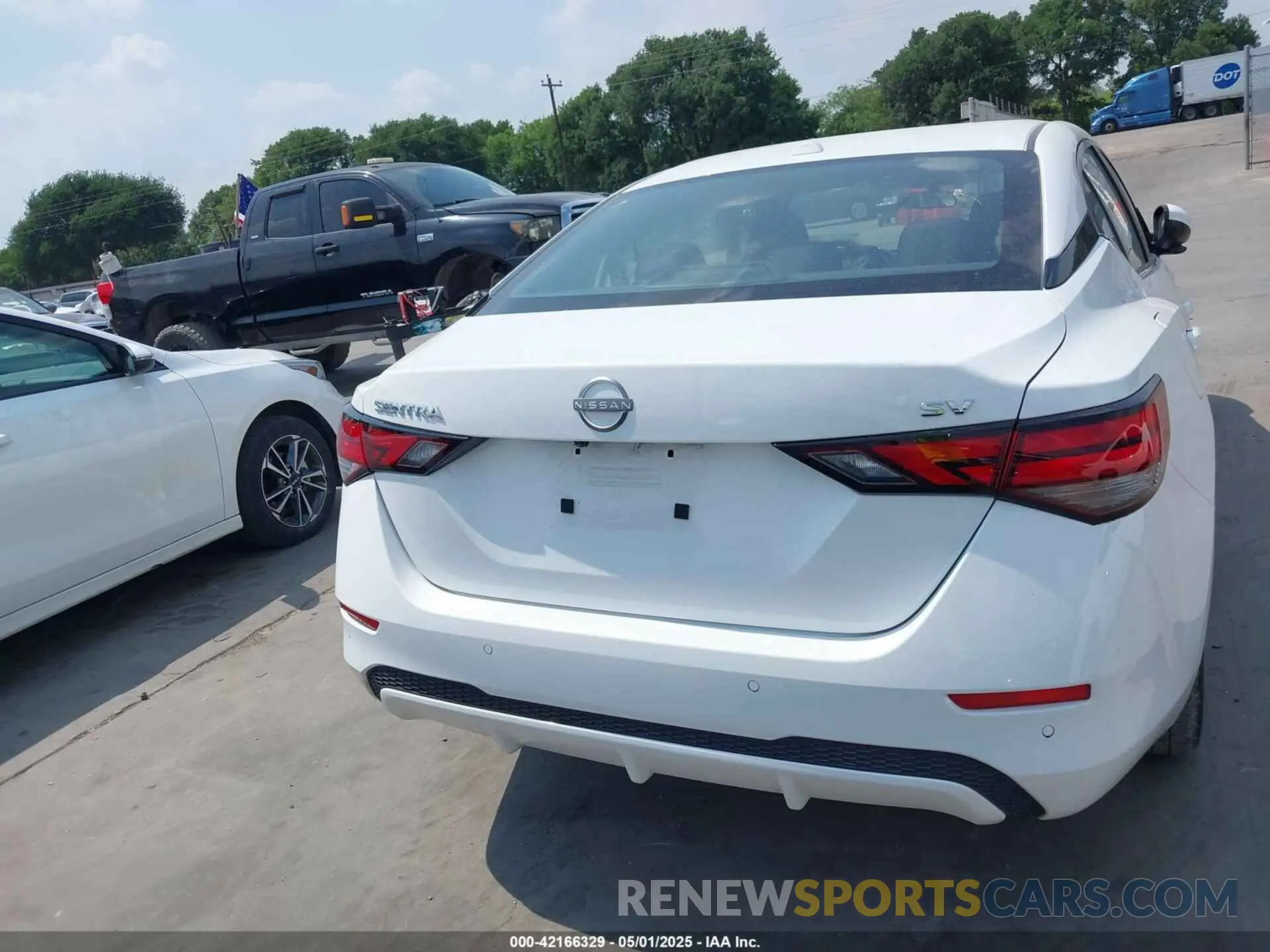 16 fotografías del automóvil dañado 3N1AB8CV0RY297135 NISSAN SENTRA 2024