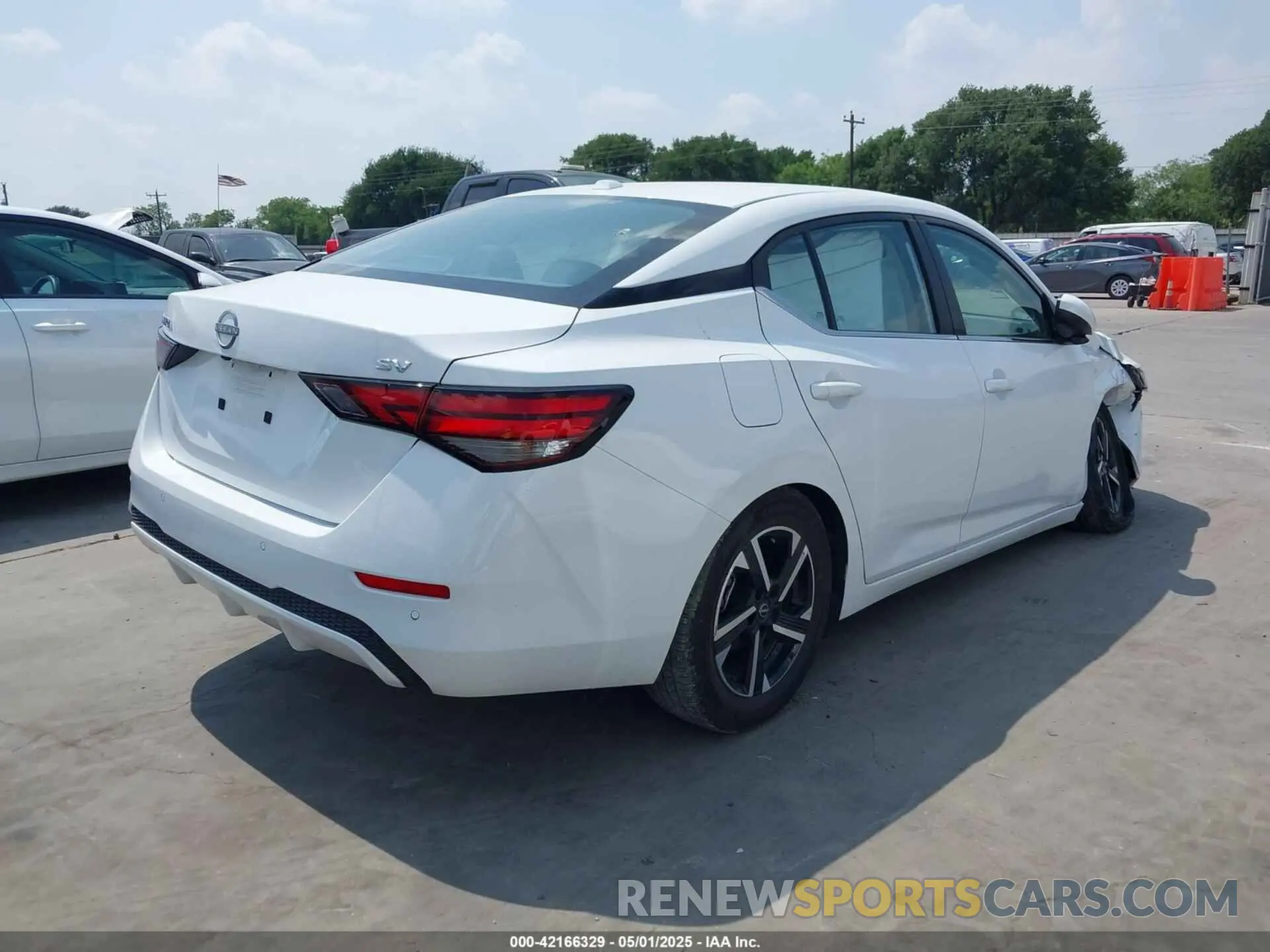 4 fotografías del automóvil dañado 3N1AB8CV0RY297135 NISSAN SENTRA 2024