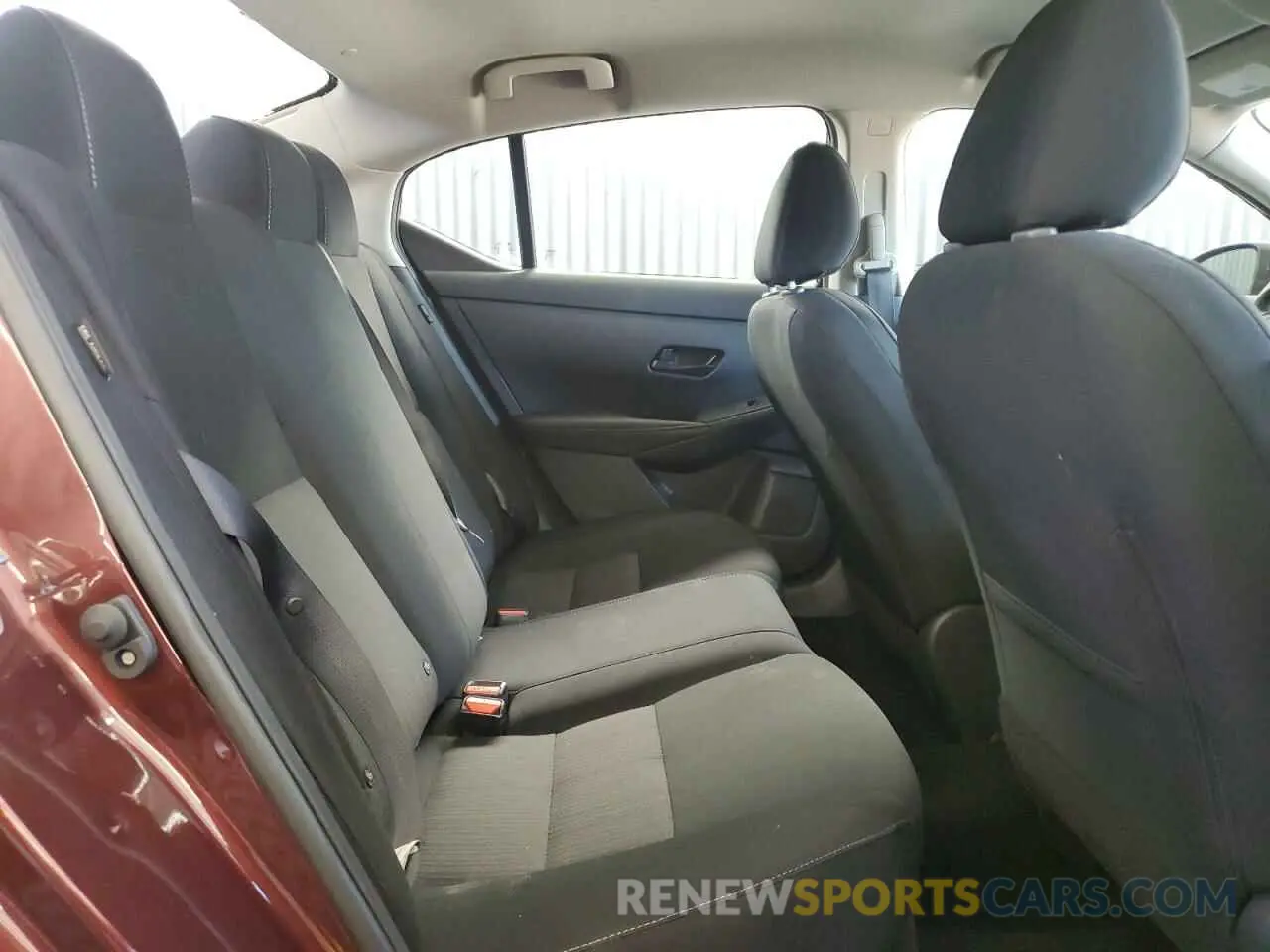 10 fotografías del automóvil dañado 3N1AB8CV0RY303175 NISSAN SENTRA 2024