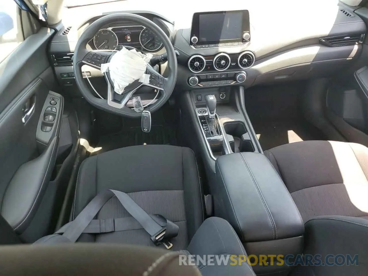 8 fotografías del automóvil dañado 3N1AB8CV0RY346589 NISSAN SENTRA 2024
