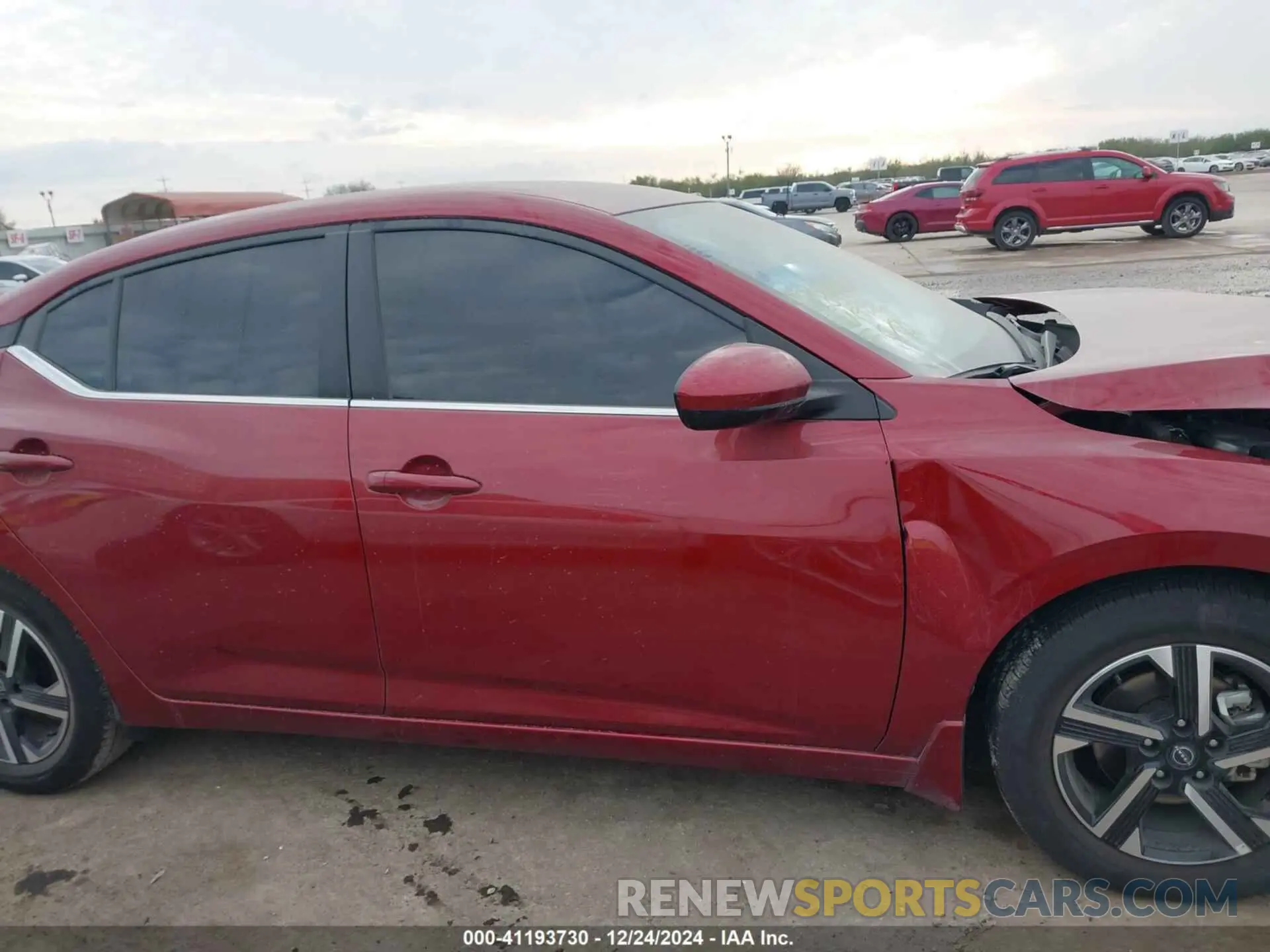 12 fotografías del automóvil dañado 3N1AB8CV0RY360301 NISSAN SENTRA 2024