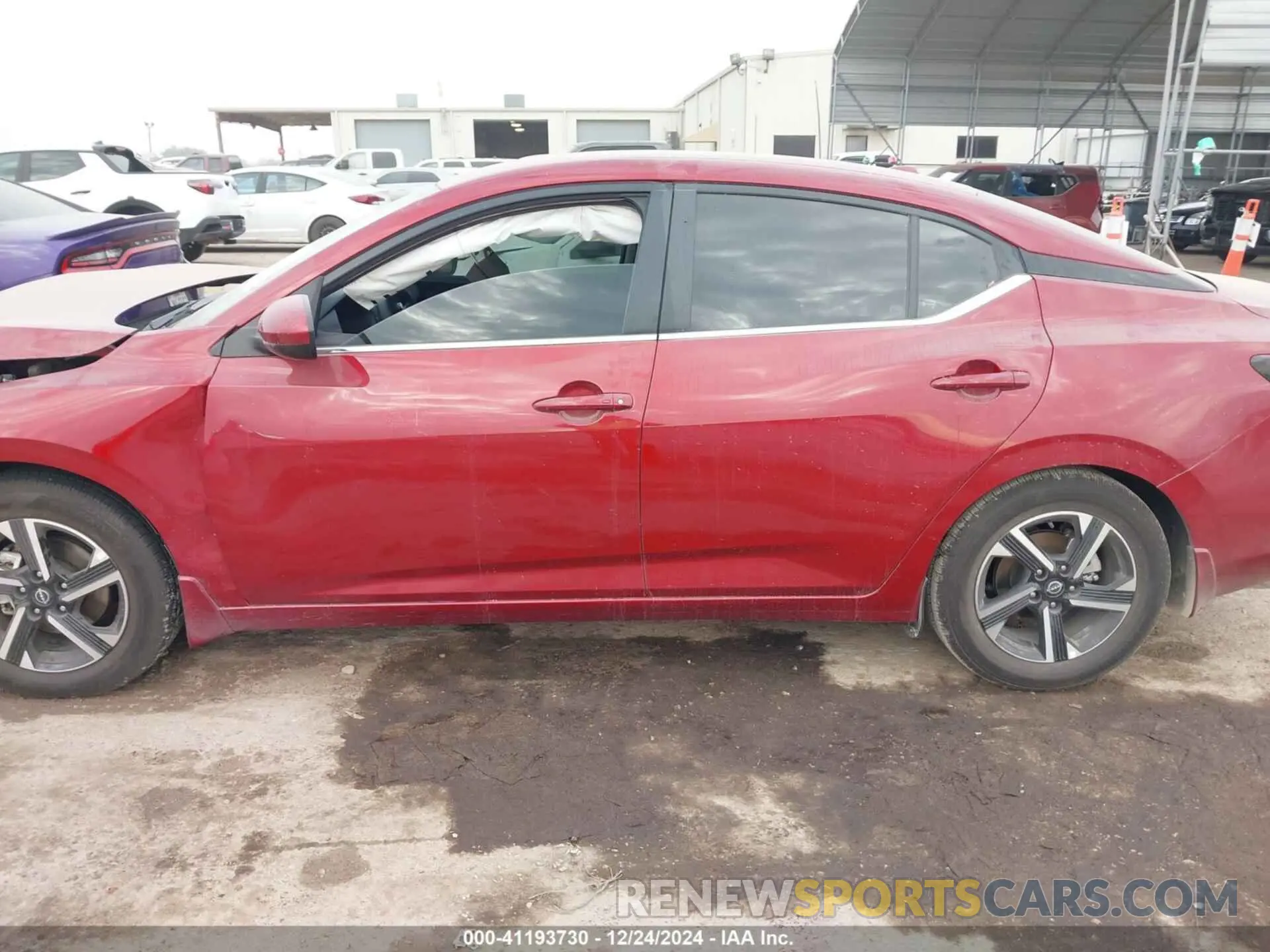 13 fotografías del automóvil dañado 3N1AB8CV0RY360301 NISSAN SENTRA 2024