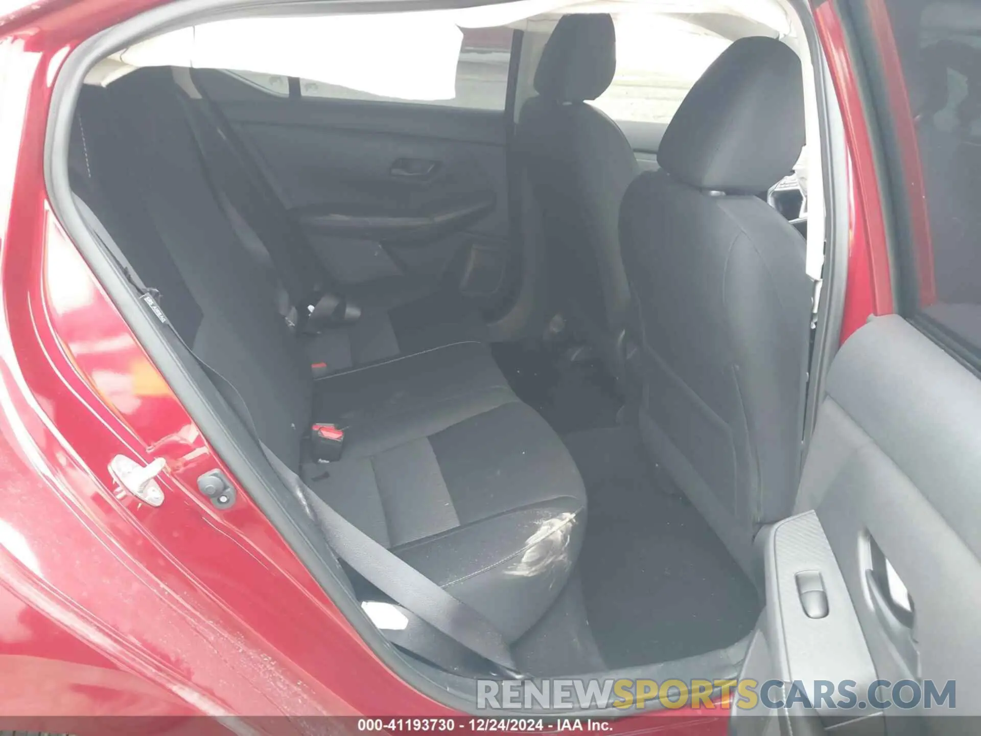 8 fotografías del automóvil dañado 3N1AB8CV0RY360301 NISSAN SENTRA 2024
