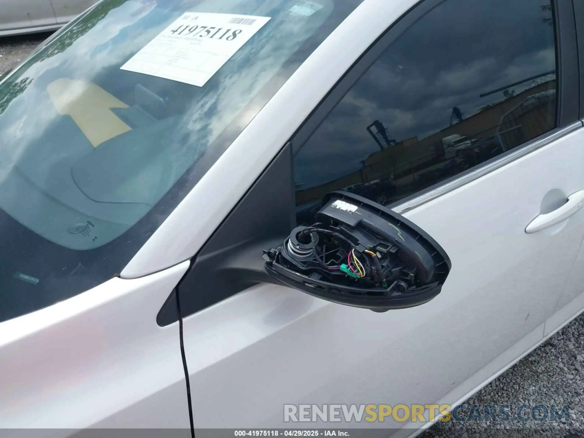 19 fotografías del automóvil dañado 3N1AB8CV1RY218684 NISSAN SENTRA 2024