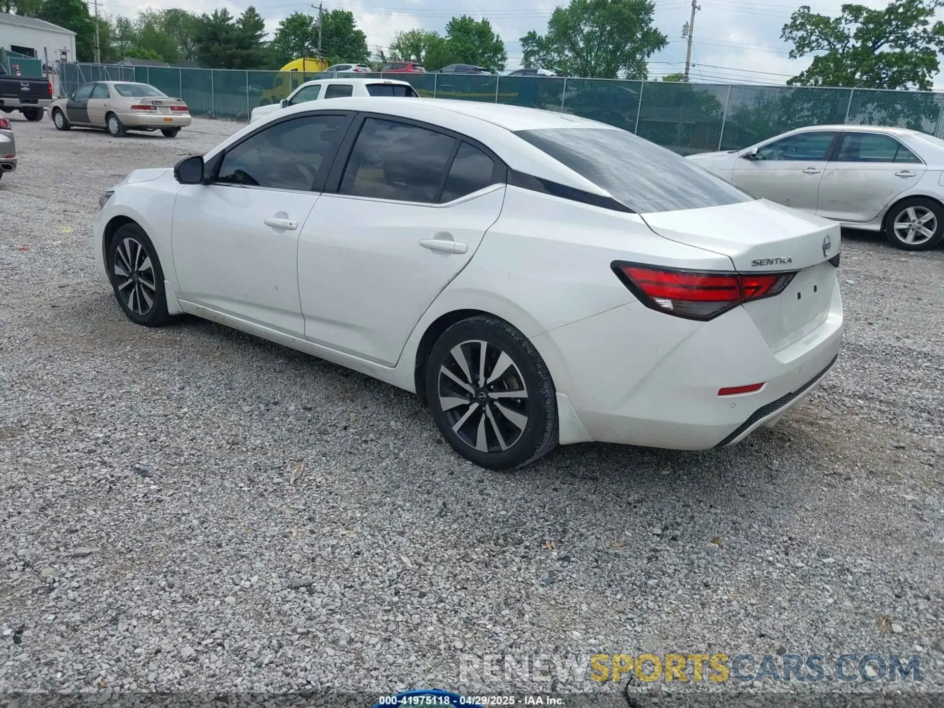 3 fotografías del automóvil dañado 3N1AB8CV1RY218684 NISSAN SENTRA 2024