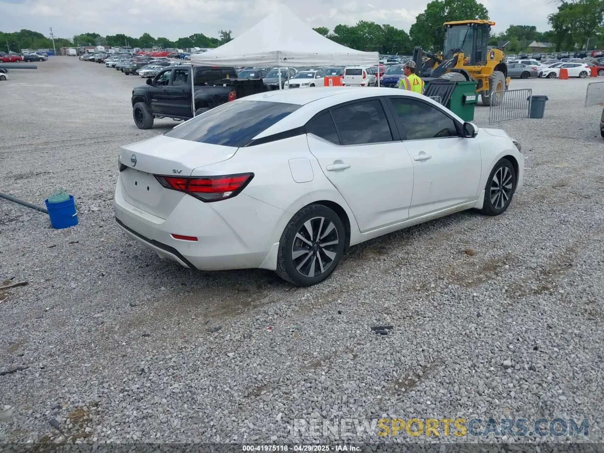 4 fotografías del automóvil dañado 3N1AB8CV1RY218684 NISSAN SENTRA 2024