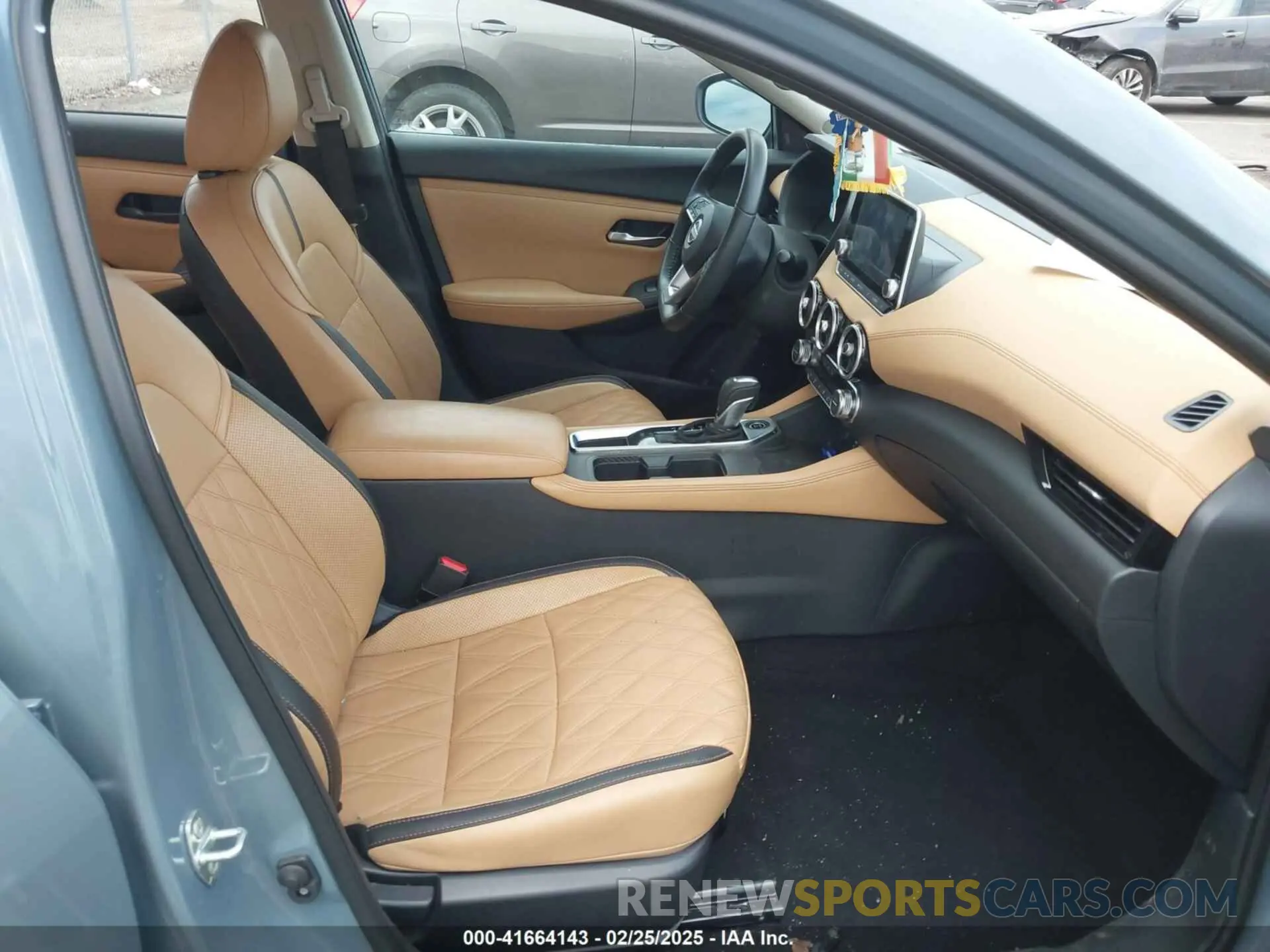 5 fotografías del automóvil dañado 3N1AB8CV1RY240264 NISSAN SENTRA 2024