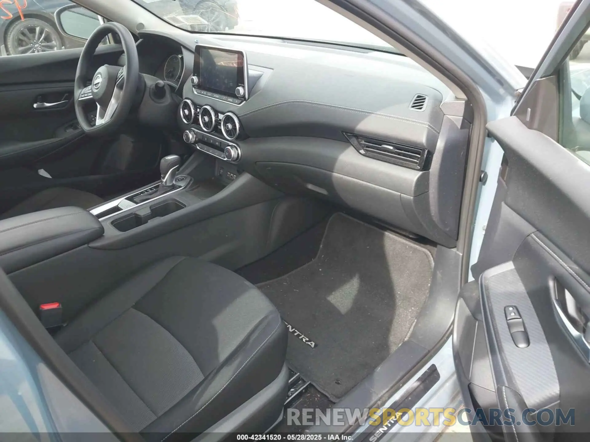 5 fotografías del automóvil dañado 3N1AB8CV1RY258697 NISSAN SENTRA 2024