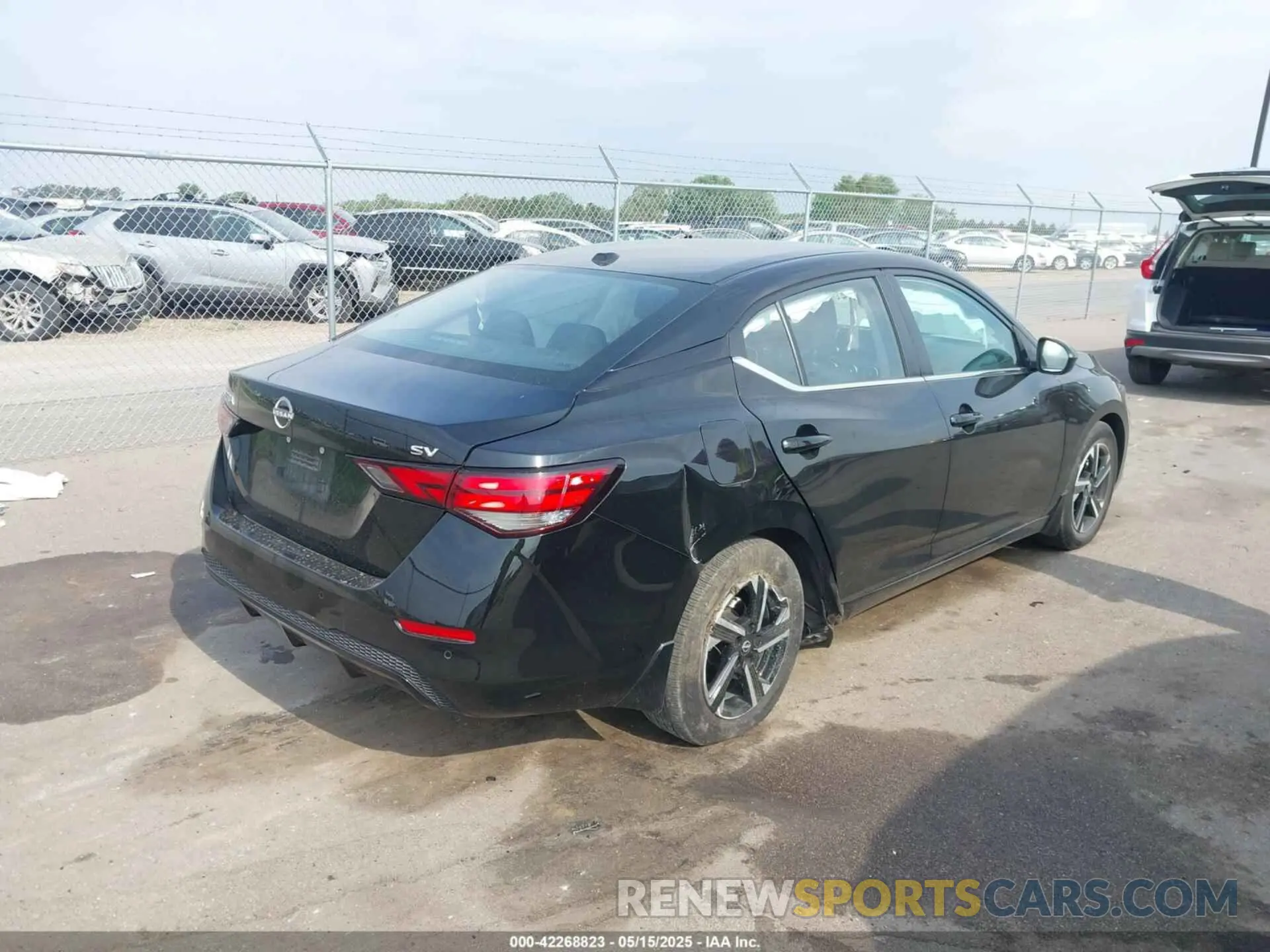 4 fotografías del automóvil dañado 3N1AB8CV1RY279100 NISSAN SENTRA 2024