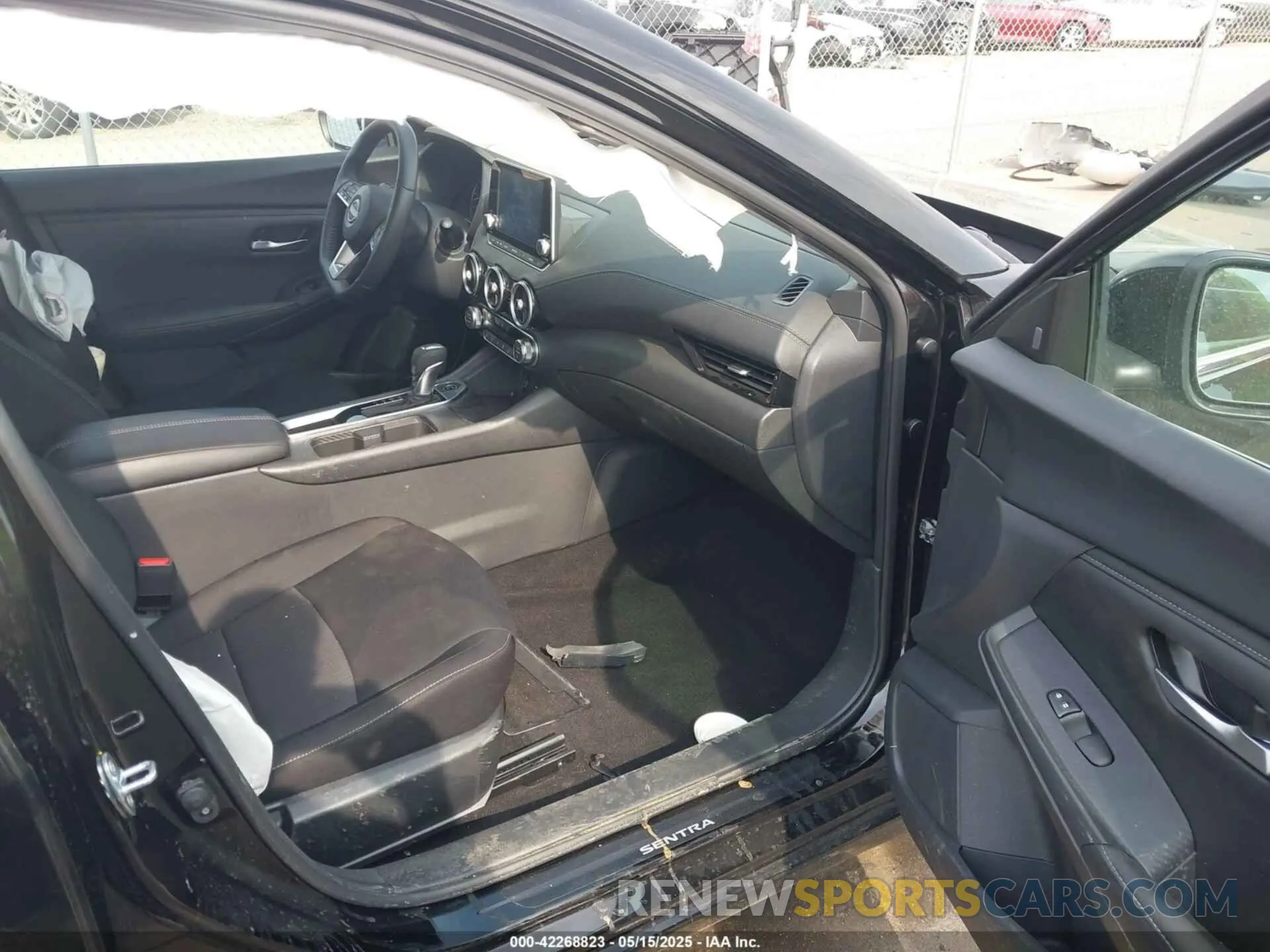 5 fotografías del automóvil dañado 3N1AB8CV1RY279100 NISSAN SENTRA 2024
