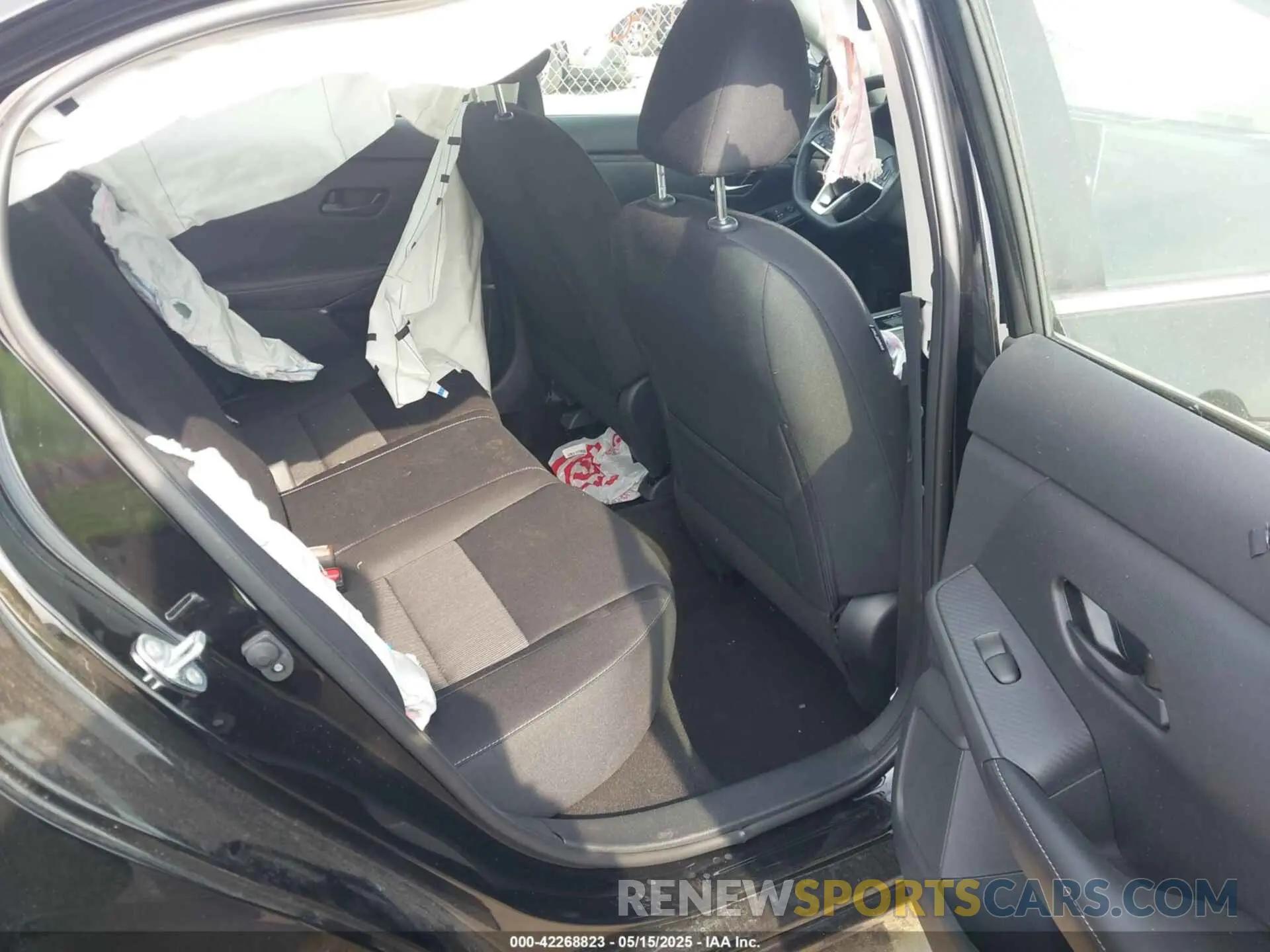 8 fotografías del automóvil dañado 3N1AB8CV1RY279100 NISSAN SENTRA 2024
