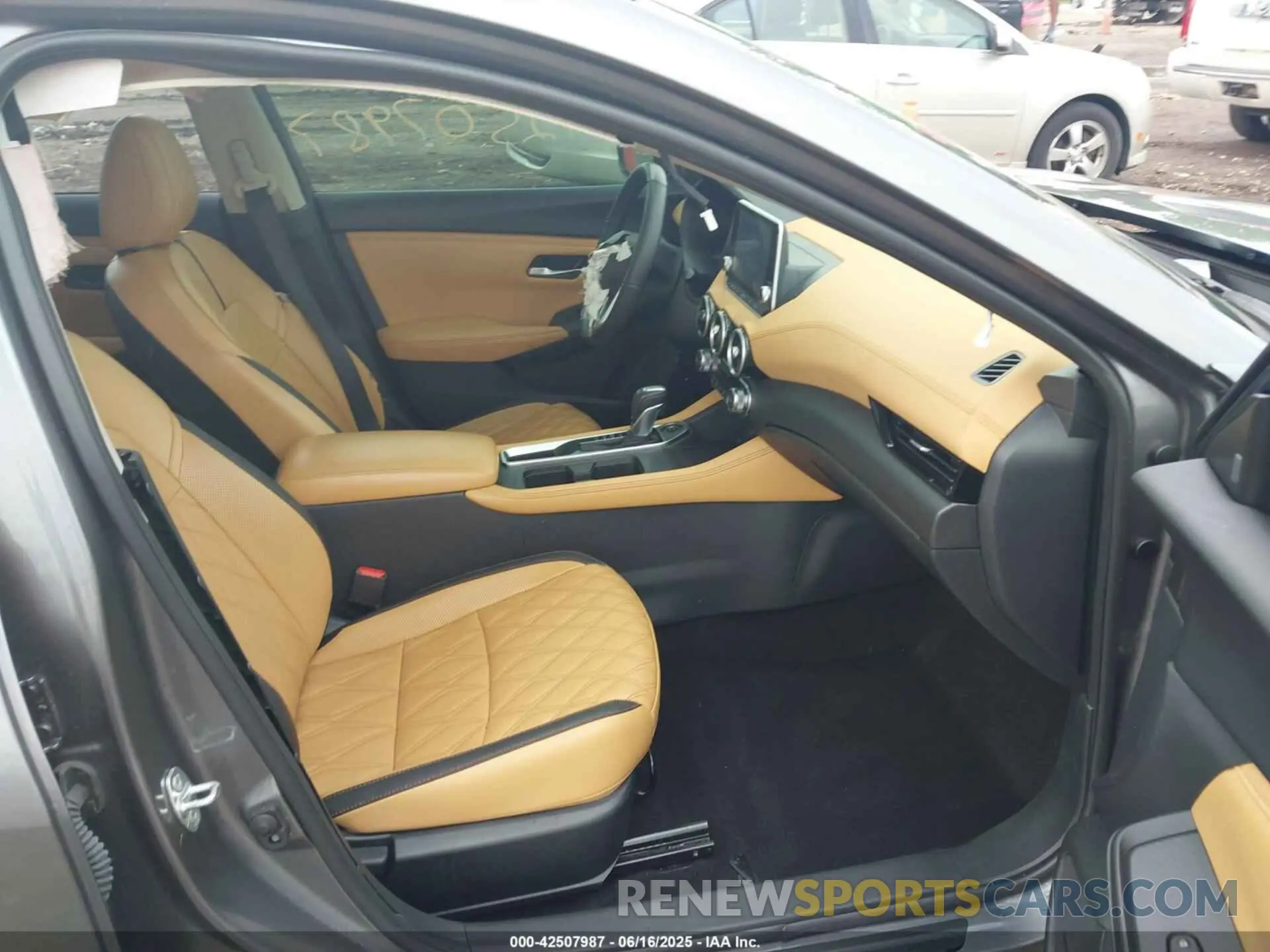 5 fotografías del automóvil dañado 3N1AB8CV1RY280232 NISSAN SENTRA 2024