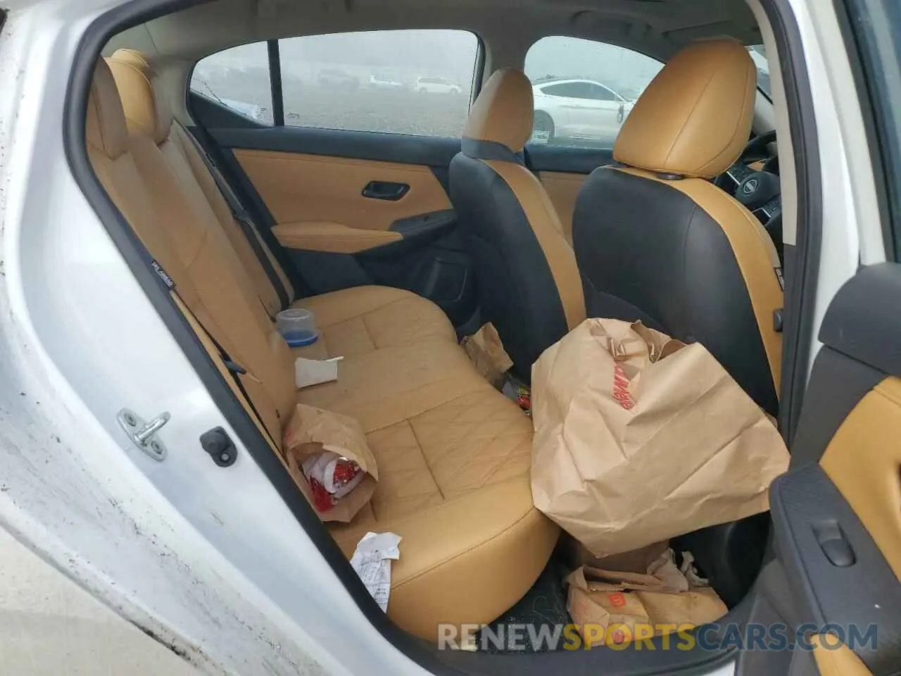 10 fotografías del automóvil dañado 3N1AB8CV1RY284118 NISSAN SENTRA 2024