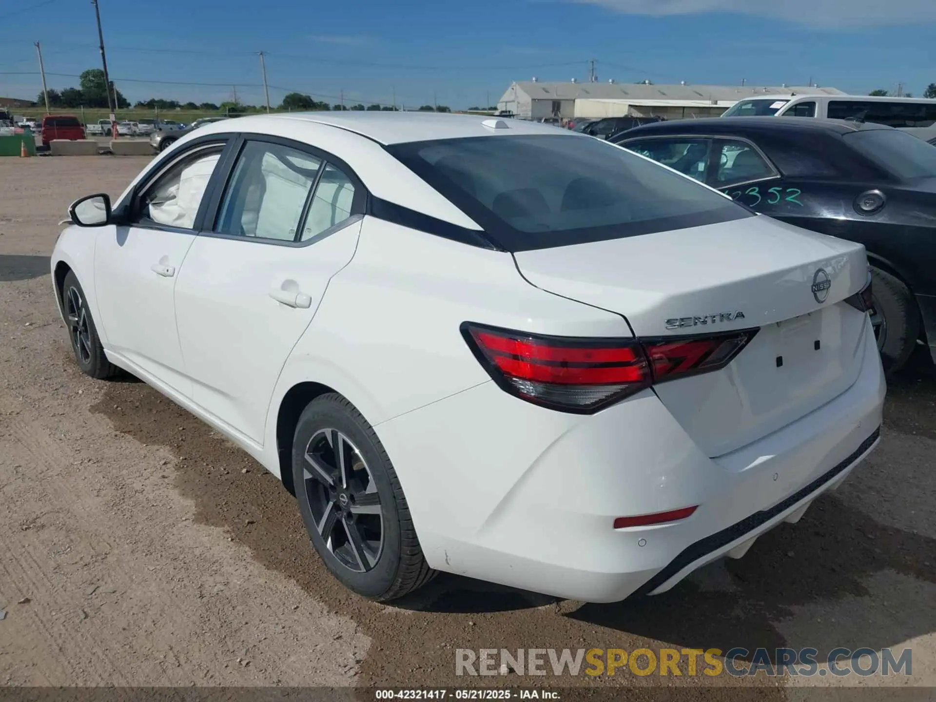 3 fotografías del automóvil dañado 3N1AB8CV1RY332555 NISSAN SENTRA 2024