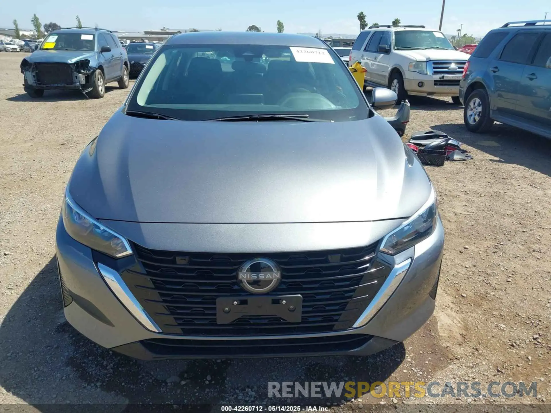 13 fotografías del automóvil dañado 3N1AB8CV2RY241102 NISSAN SENTRA 2024