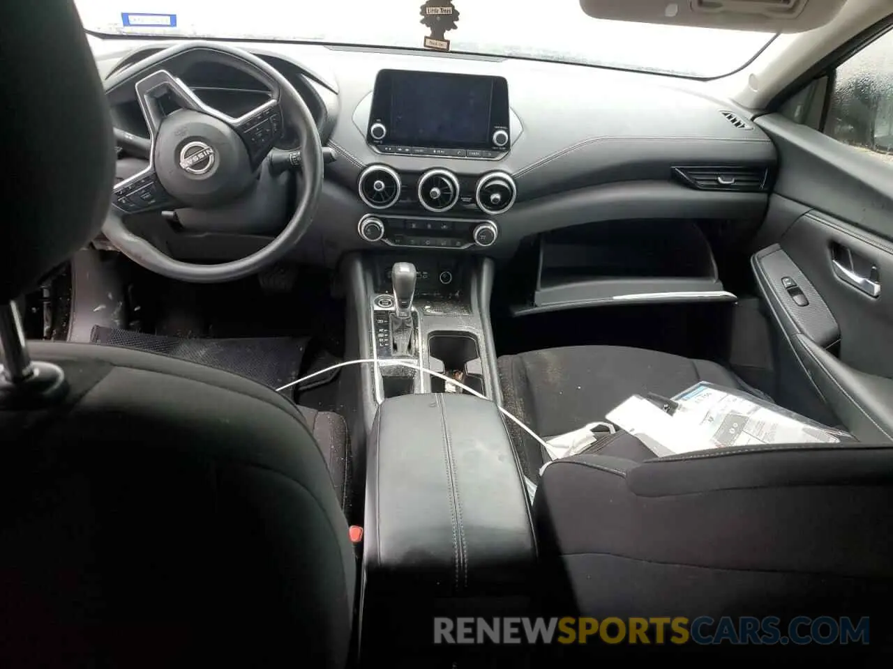 8 fotografías del automóvil dañado 3N1AB8CV2RY255596 NISSAN SENTRA 2024