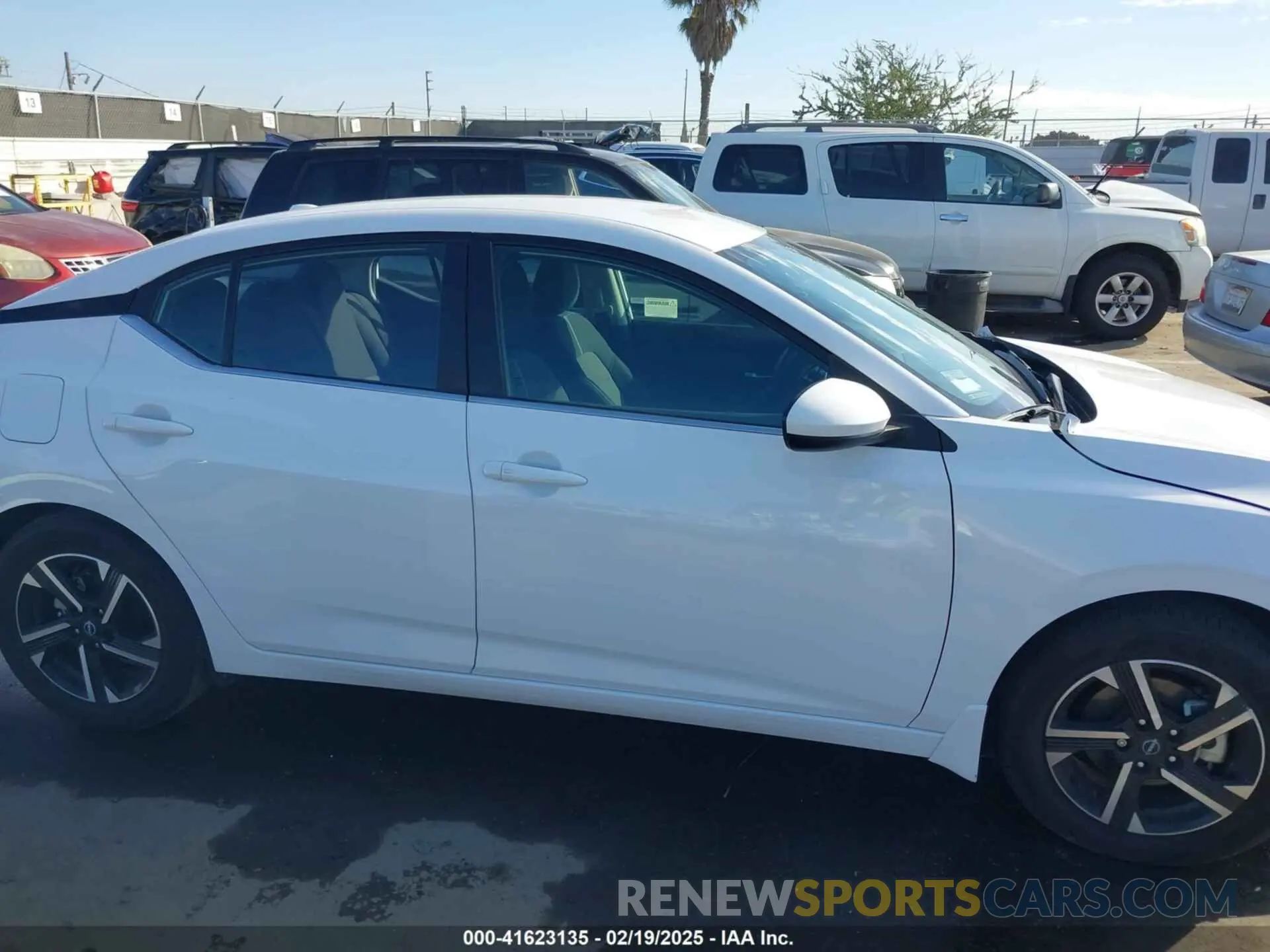 14 fotografías del automóvil dañado 3N1AB8CV2RY280241 NISSAN SENTRA 2024