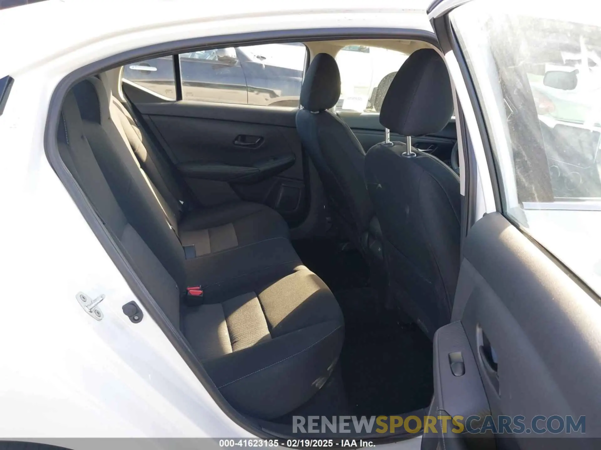 8 fotografías del automóvil dañado 3N1AB8CV2RY280241 NISSAN SENTRA 2024