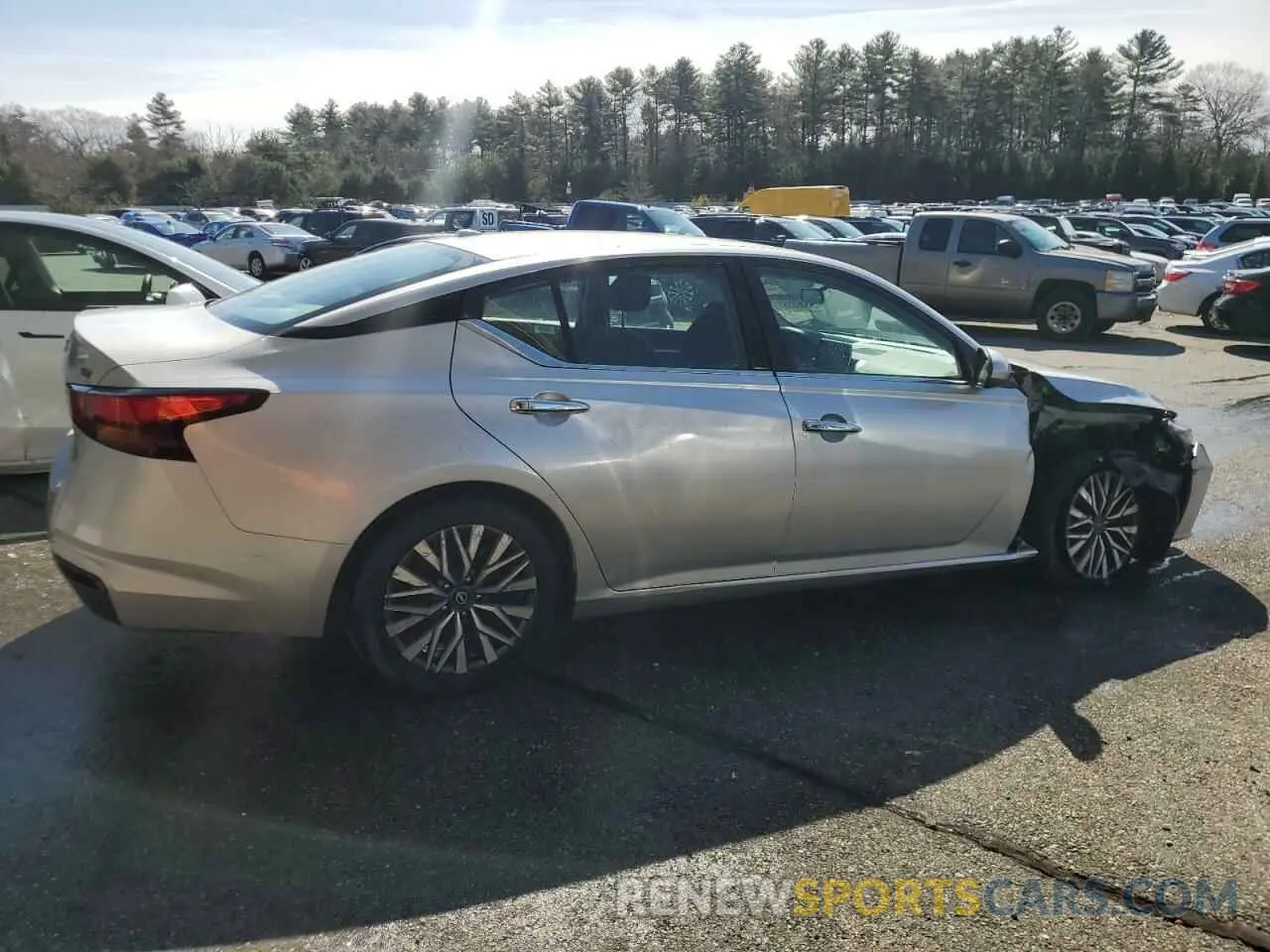 3 fotografías del automóvil dañado 3N1AB8CV2RY296651 NISSAN SENTRA 2024